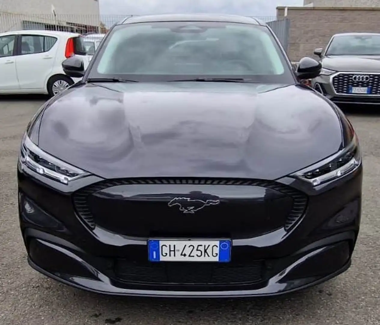 Ford Mustang Mach-E standard range Premium awd 269cv auto - 2