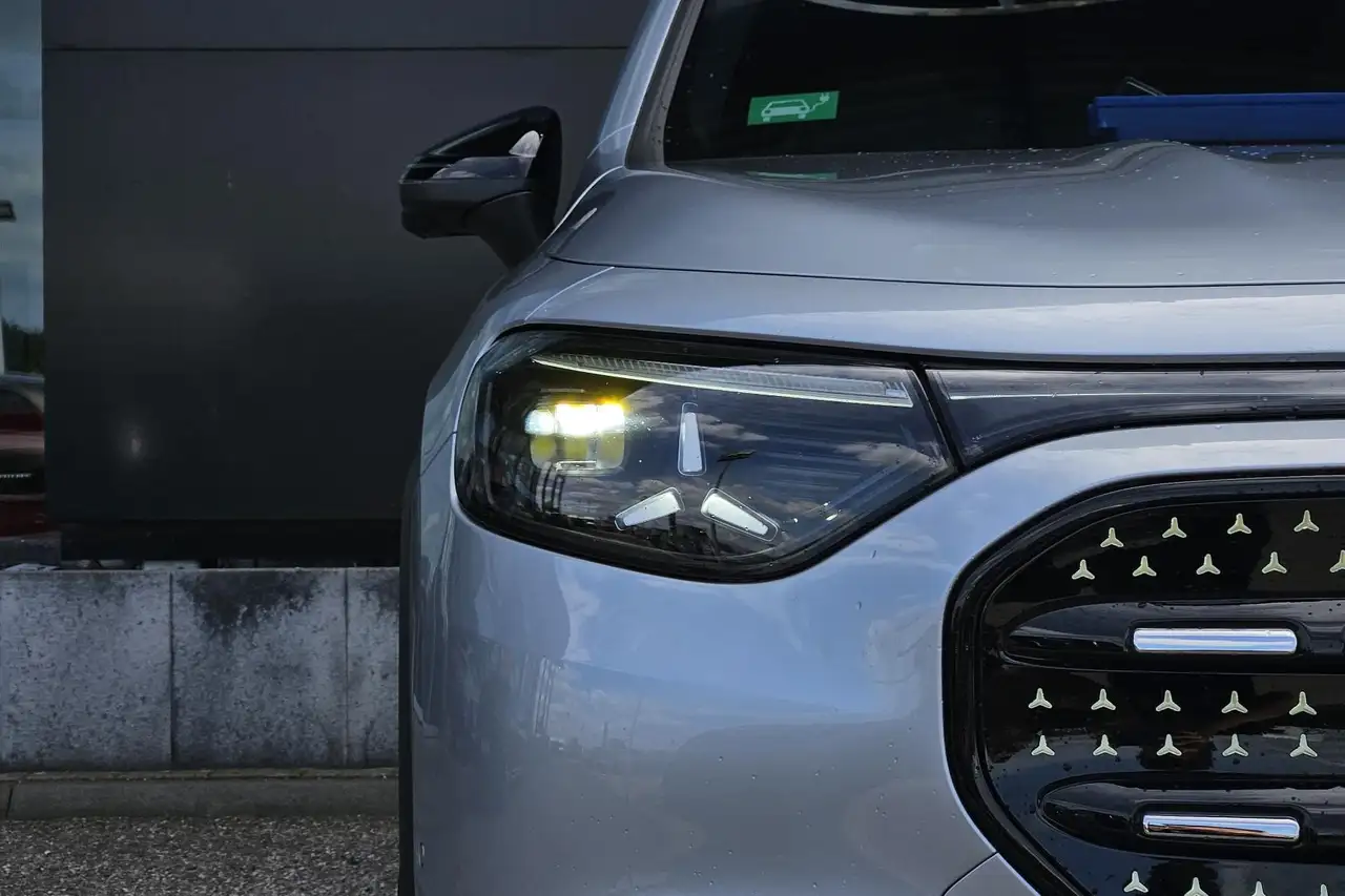Mercedes-Benz GLB 2026