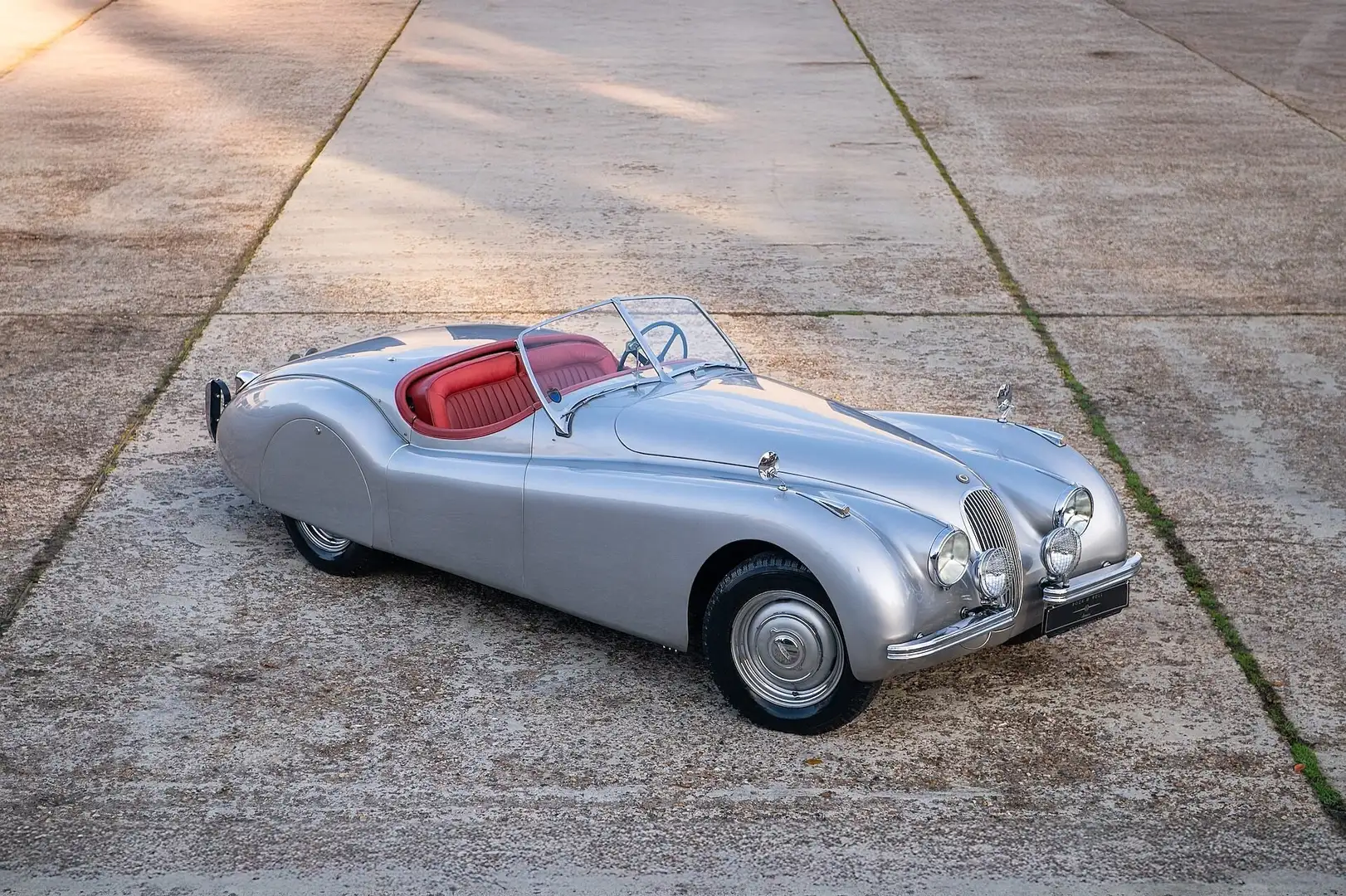 Jaguar XK 120 | Very early steel body XK120 Argent - 1