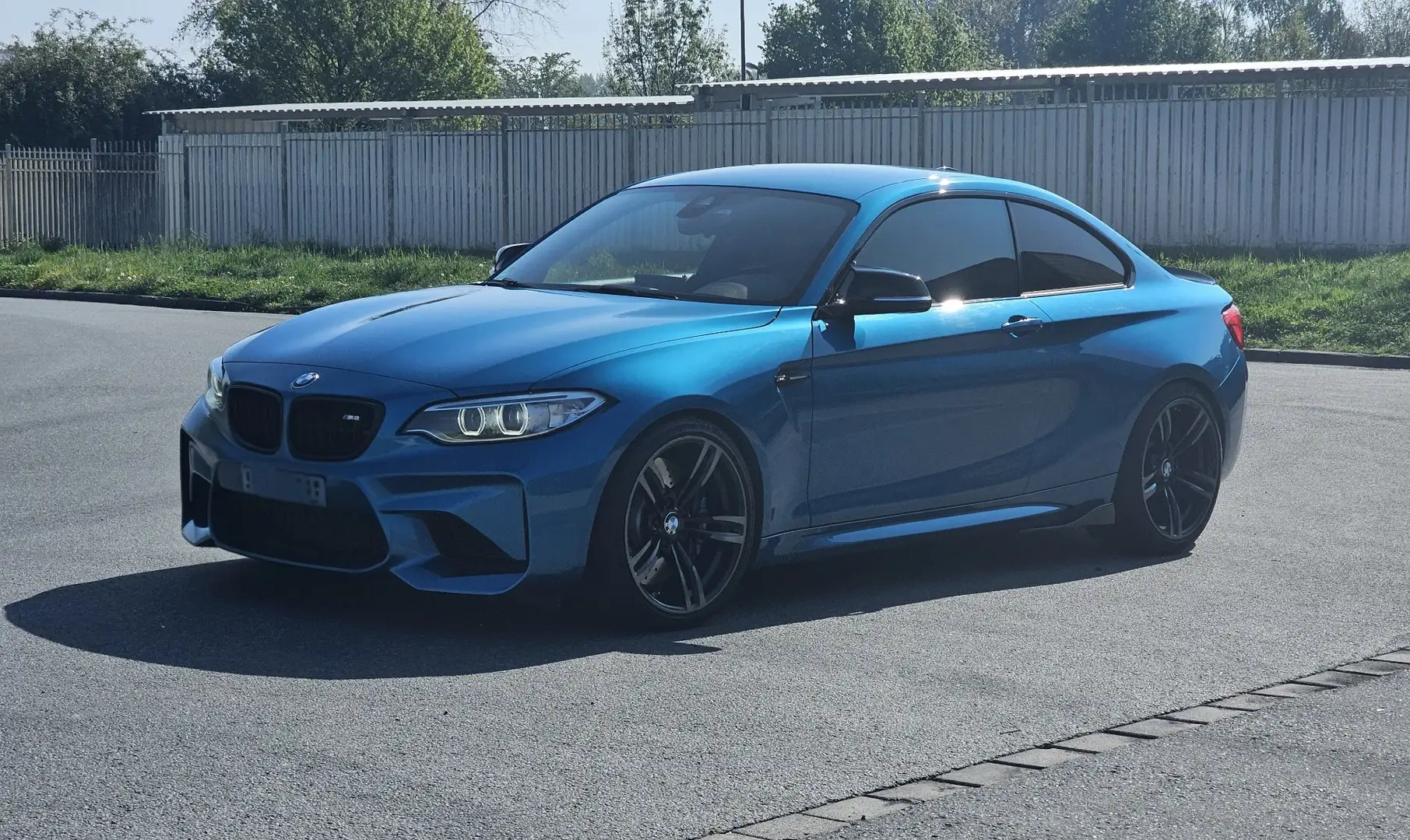 BMW M2 Coupe DKG H&K Rückfahrkamera Navi Tempomat Blau - 2