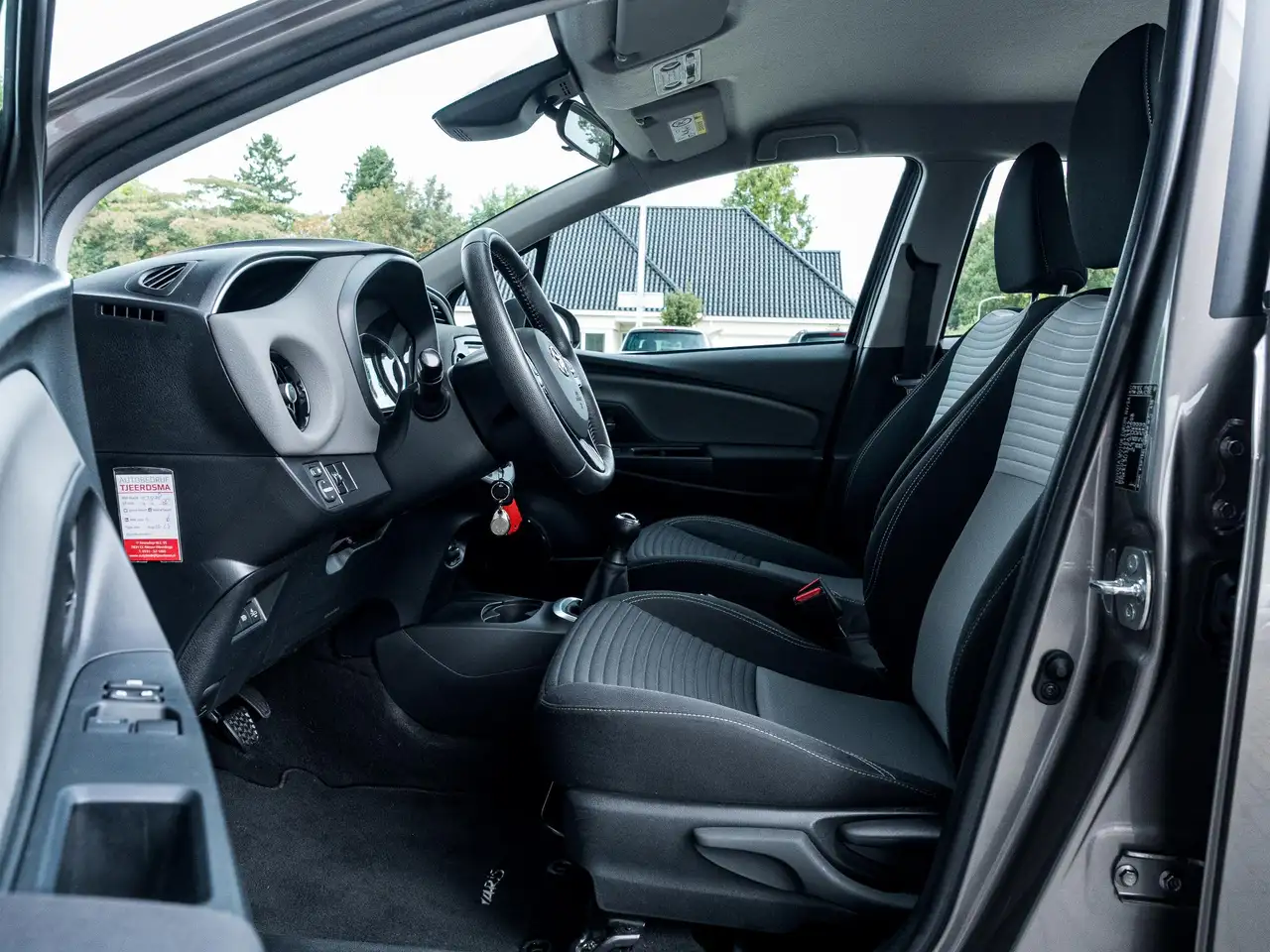 Toyota Yaris 1.0 VVT-i Connect Achteruitrijcamera Airco M, миниатюра 4