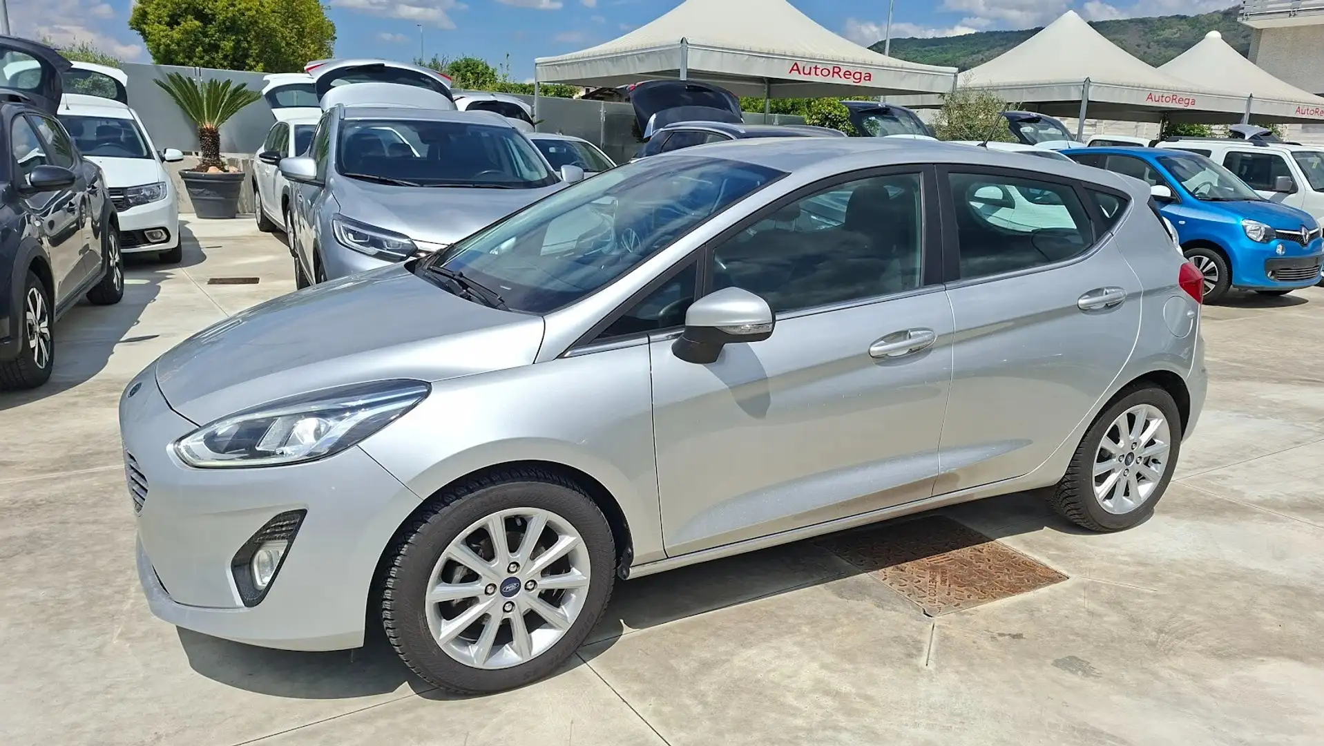Ford Fiesta 1.0 Ecoboost 100 CV 5 porte Titanium Plateado - 2