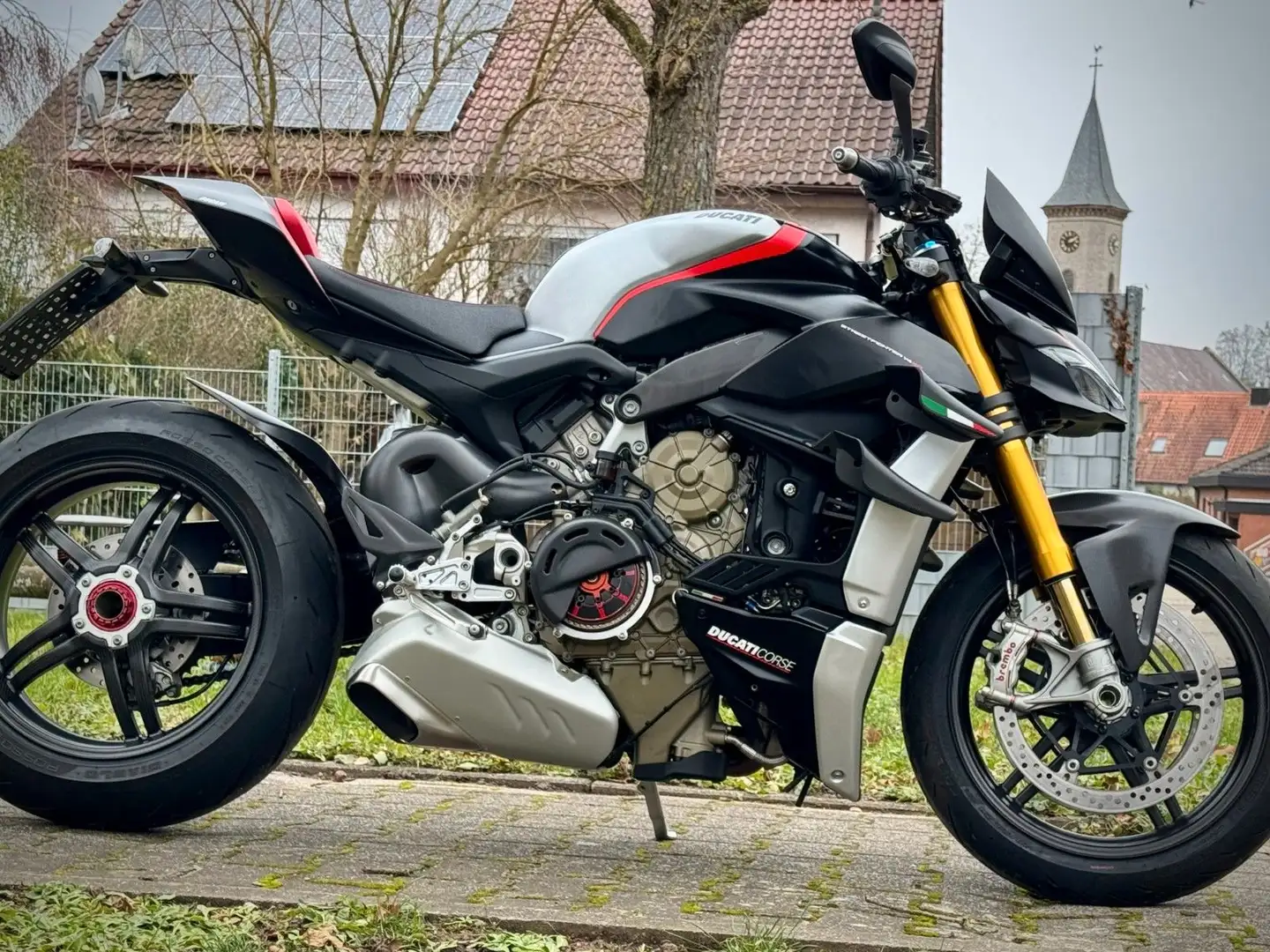 Ducati Streetfighter V4 SP*inkl 12 Monaten Garantie Černá - 2