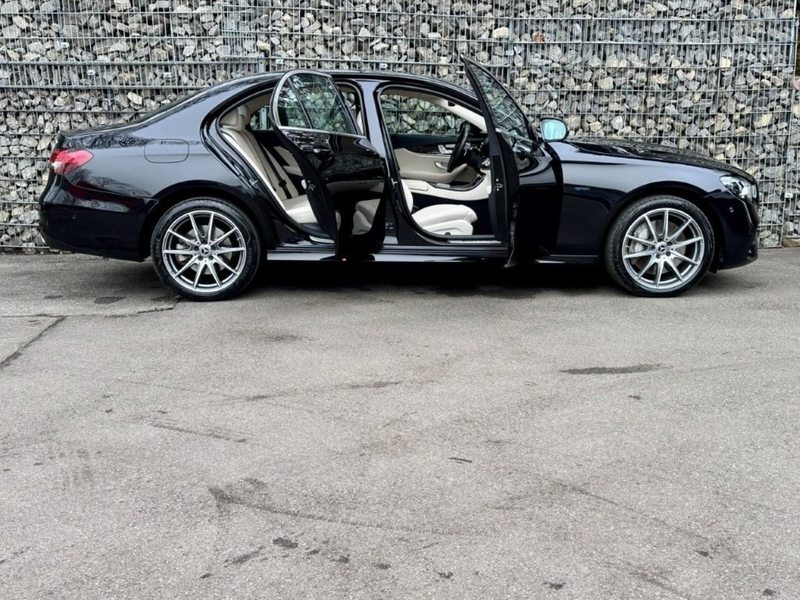 Mercedes-Benz E 300 e 4M AMG |DISTRONIC|360°|MULTI-BEAM|19 — photo 2