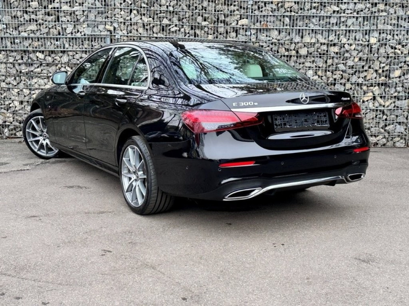 Mercedes-Benz E 300 e 4M AMG |DISTRONIC|360°|MULTI-BEAM|19 — photo 5