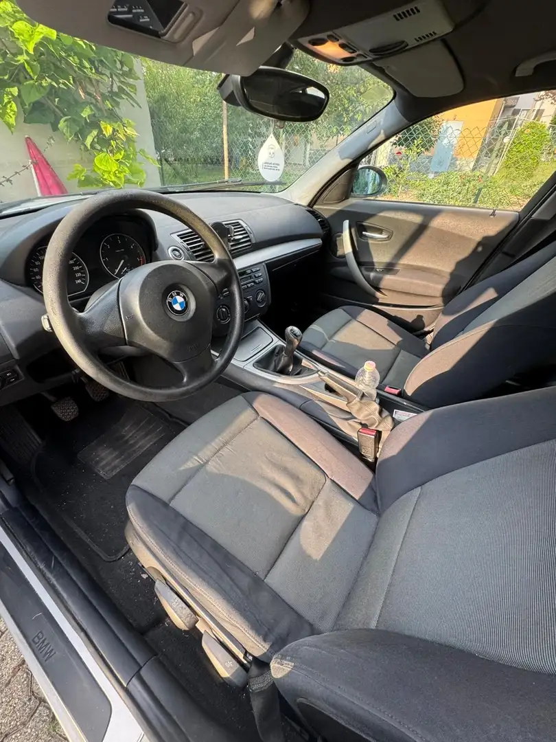 BMW 118 118d Eletta - 1
