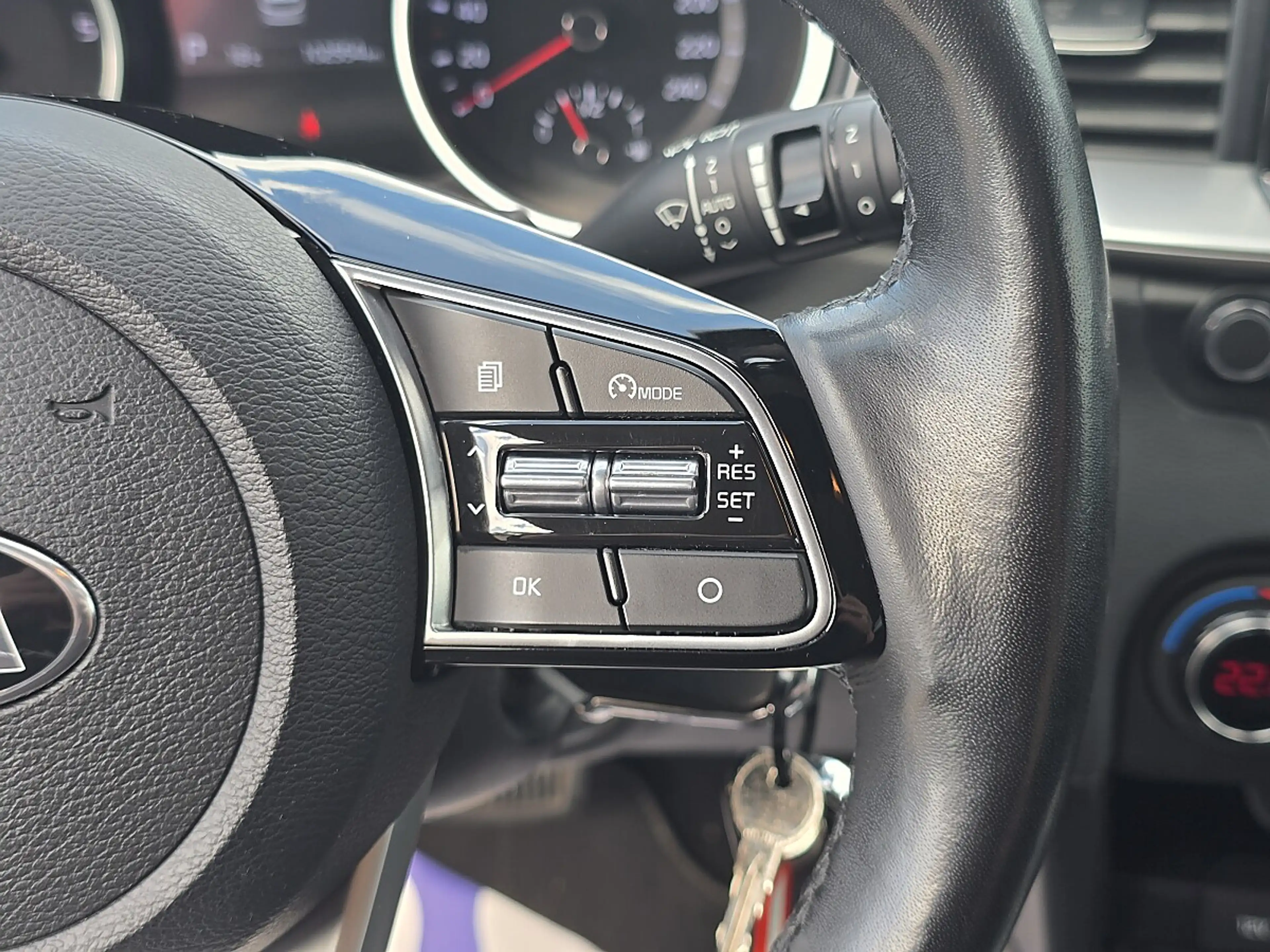 Kia Ceed / cee'd Ceed 1.6 CRDI Silber DCT Aut. — photo 15