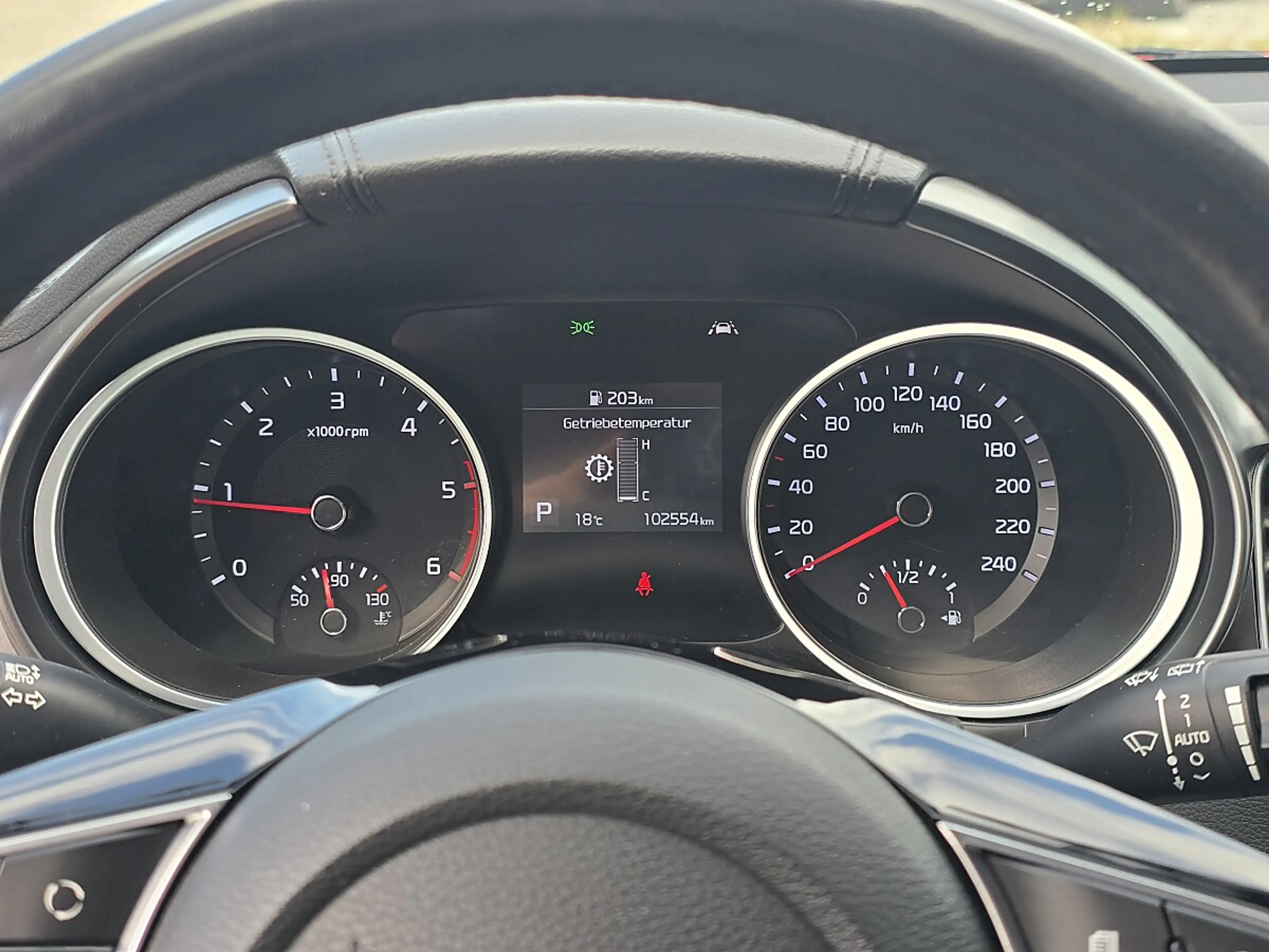 Kia Ceed / cee'd Ceed 1.6 CRDI Silber DCT Aut. — photo 10