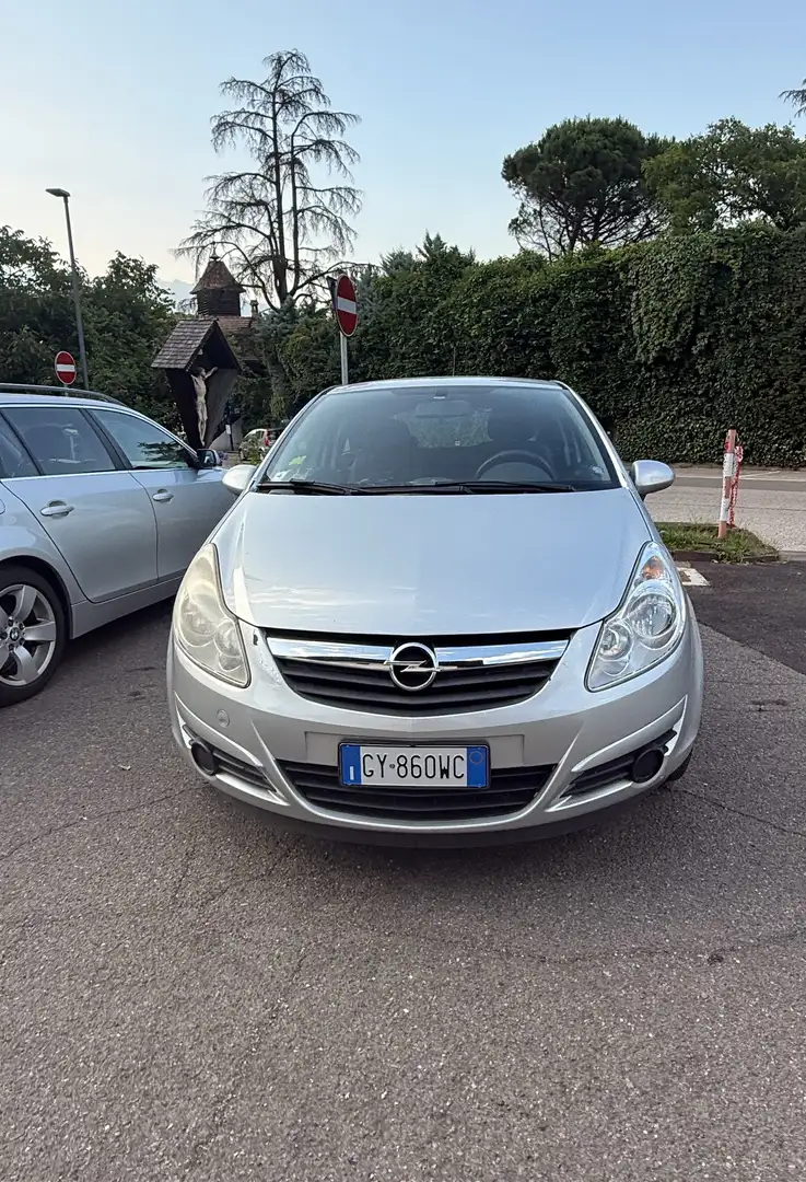 Opel Corsa 1.2 16V Edition Argento - 2