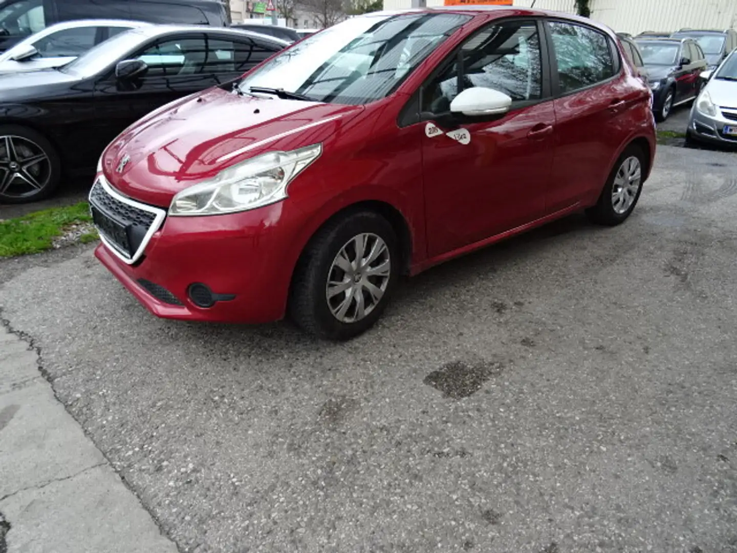 Peugeot 208 Like 1,0 VTi 68 Rot - 2