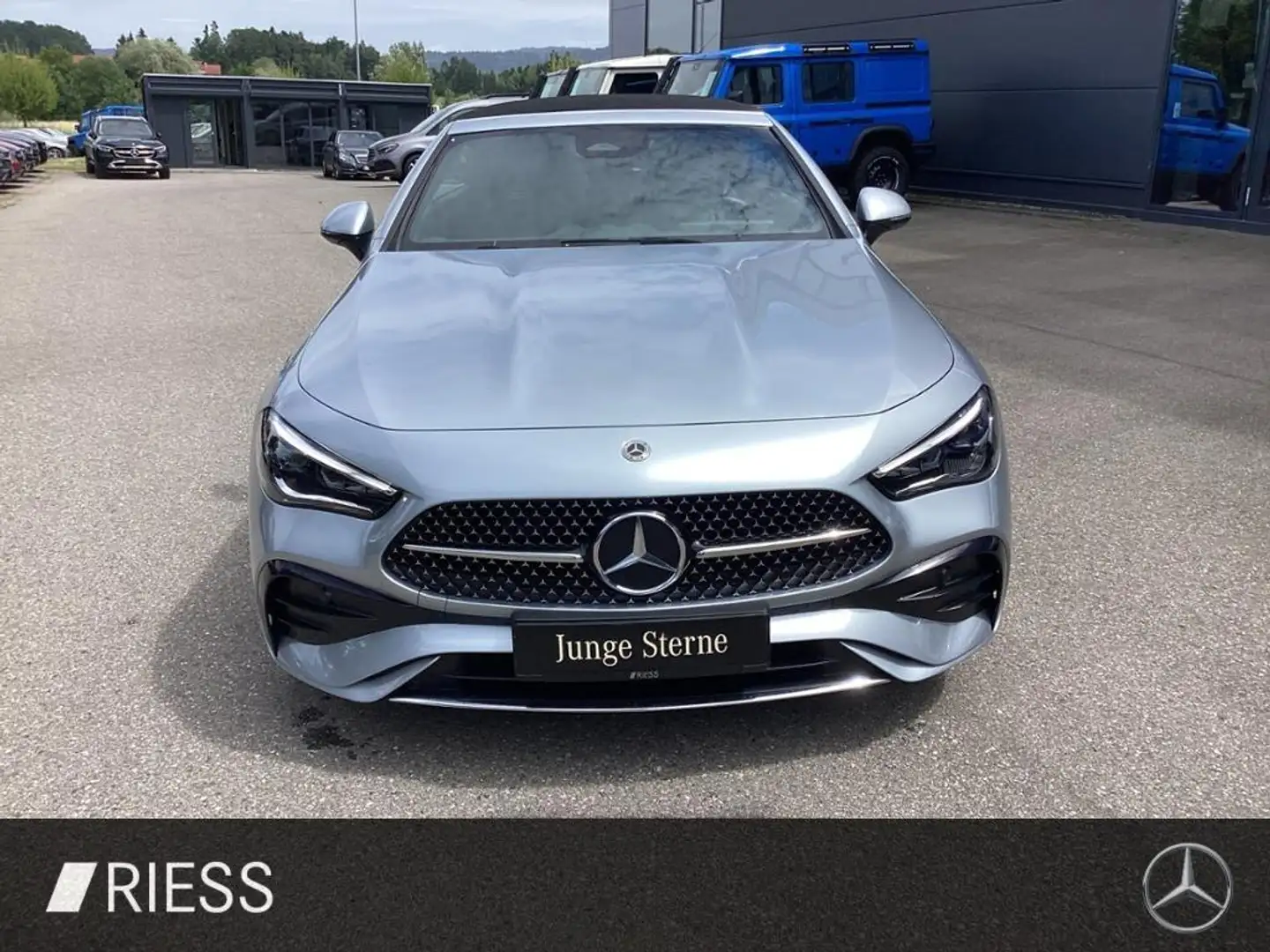 Mercedes-Benz CLE 300 Cabrio 4Matic 9G-DCT Plateado - 2