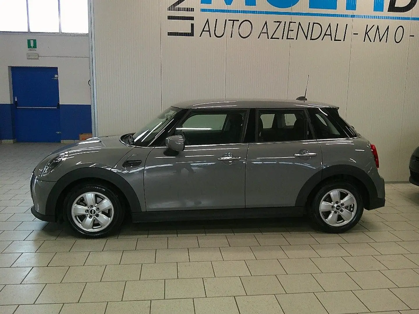 MINI One 1.5 One 75 CV Classic 5 porte Led Garanzia 24 Mesi Gris - 1