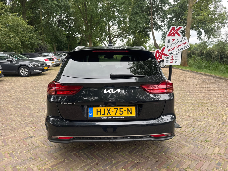 Kia Ceed SW / cee'd SW Sportswagon 1.0 T-GDi ComfortLine. Wij zijn altijd — photo 3