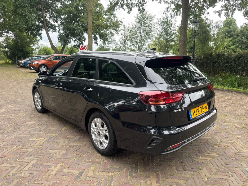 Kia Ceed SW / cee'd SW Sportswagon 1.0 T-GDi ComfortLine. Wij zijn altijd — photo 6