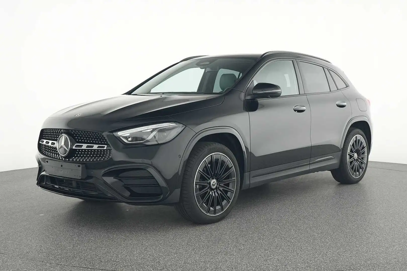 Mercedes-Benz GLA 250 e AMG Line Schwarz - 1