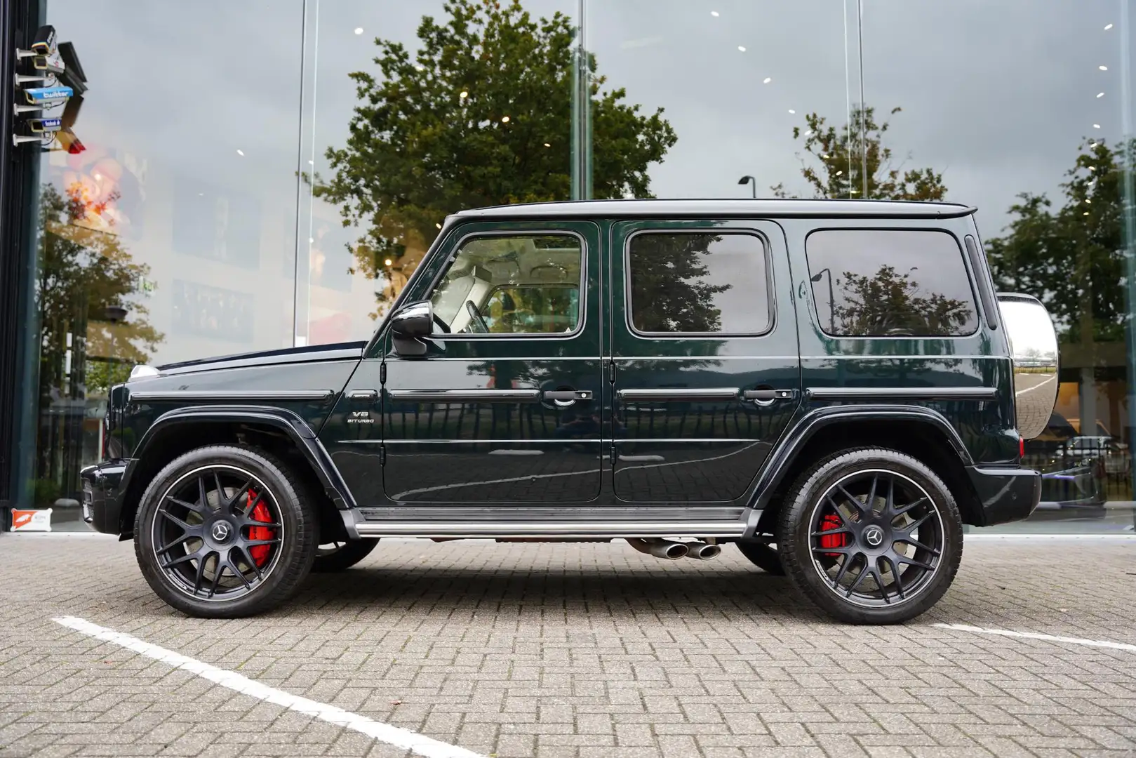Mercedes-Benz G 63 AMG Exclusive Beige Groen - 2