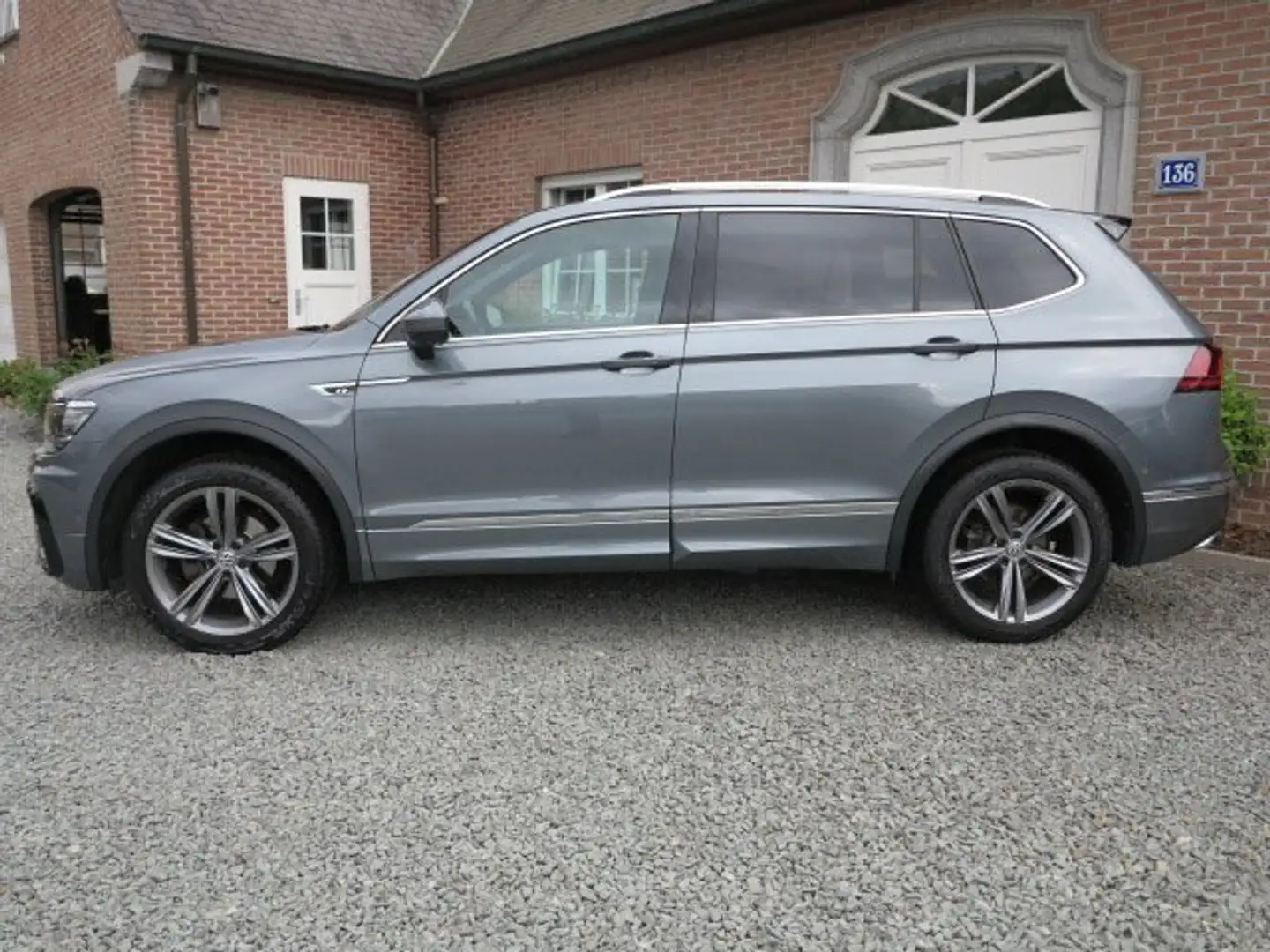 Volkswagen Tiguan Allspace 2.0 TDi R-Line Platinum DSG 7-PL IN PROMO+GARANTIE Grijs - 2