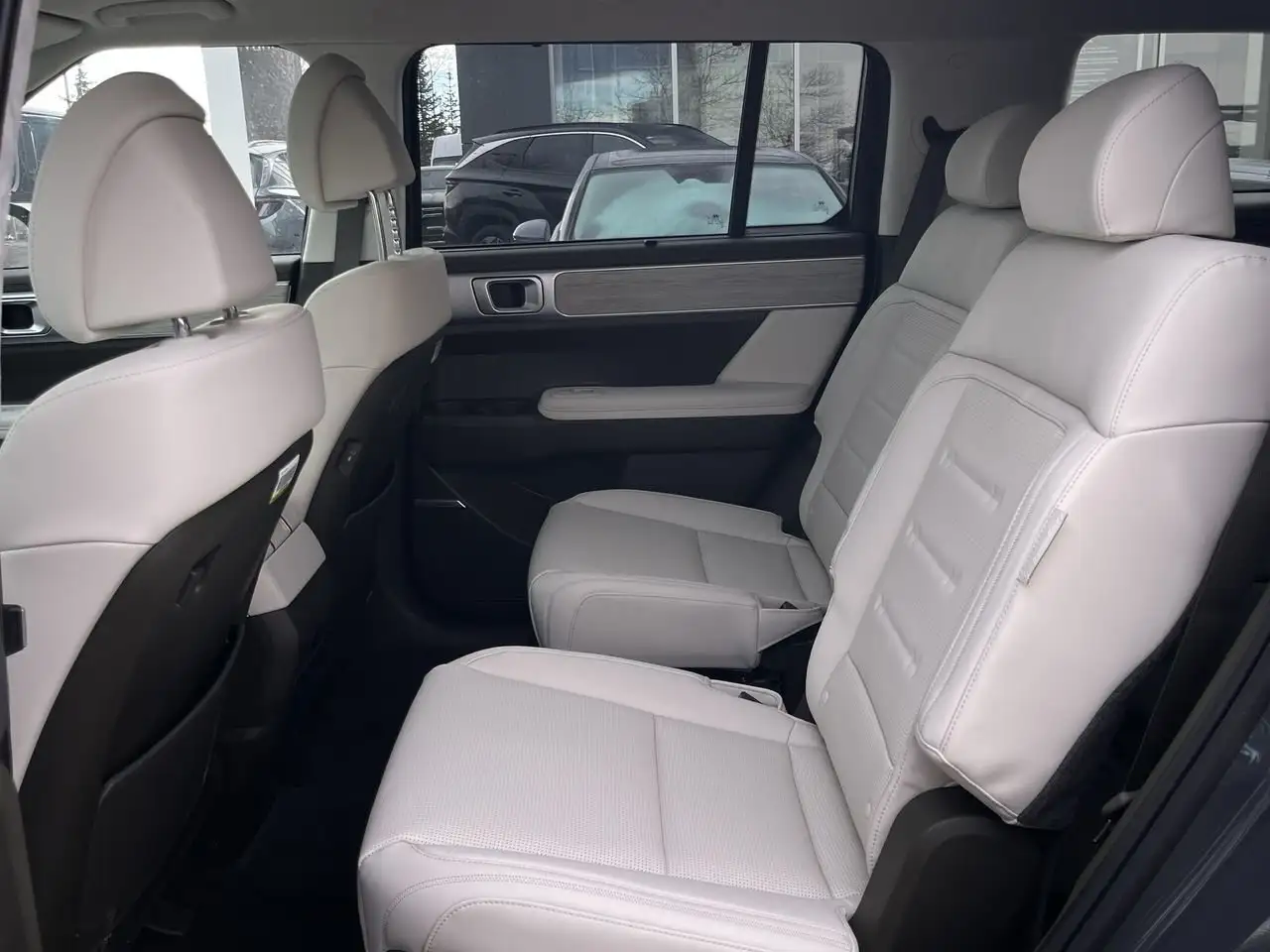 Hyundai SANTA FE photo Hyundai SANTA FE