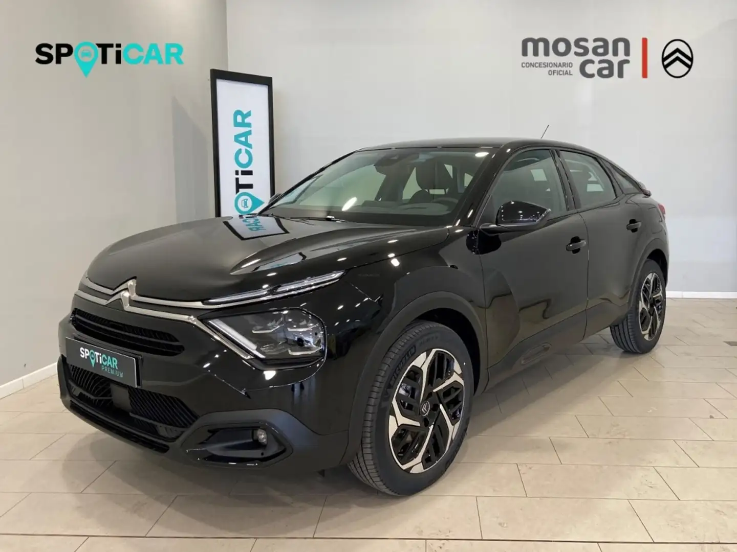 Citroen C4 1.5 BLUEHDI 130 EAT8 FEEL PACK GPS LL18 RADAR AR+C Zwart - 1