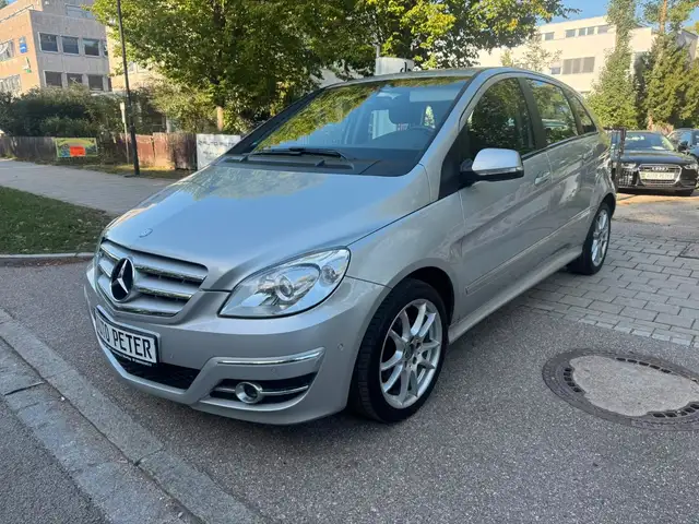 2009 Mercedes-Benz B-Class in Silver for sale