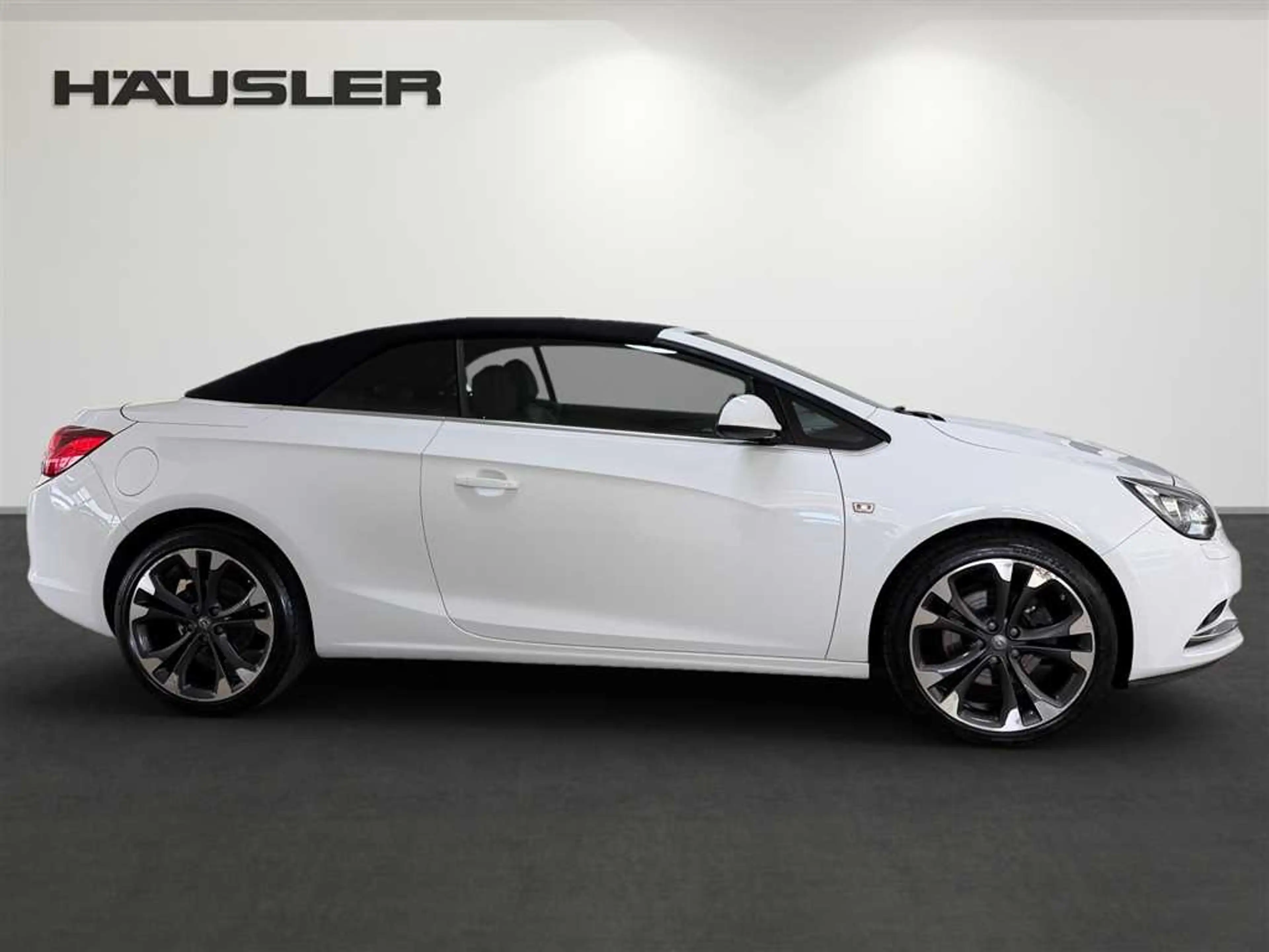 Opel Cascada Ultimate1.6TNavi Kamera PDC SHZ  Leder — photo 3