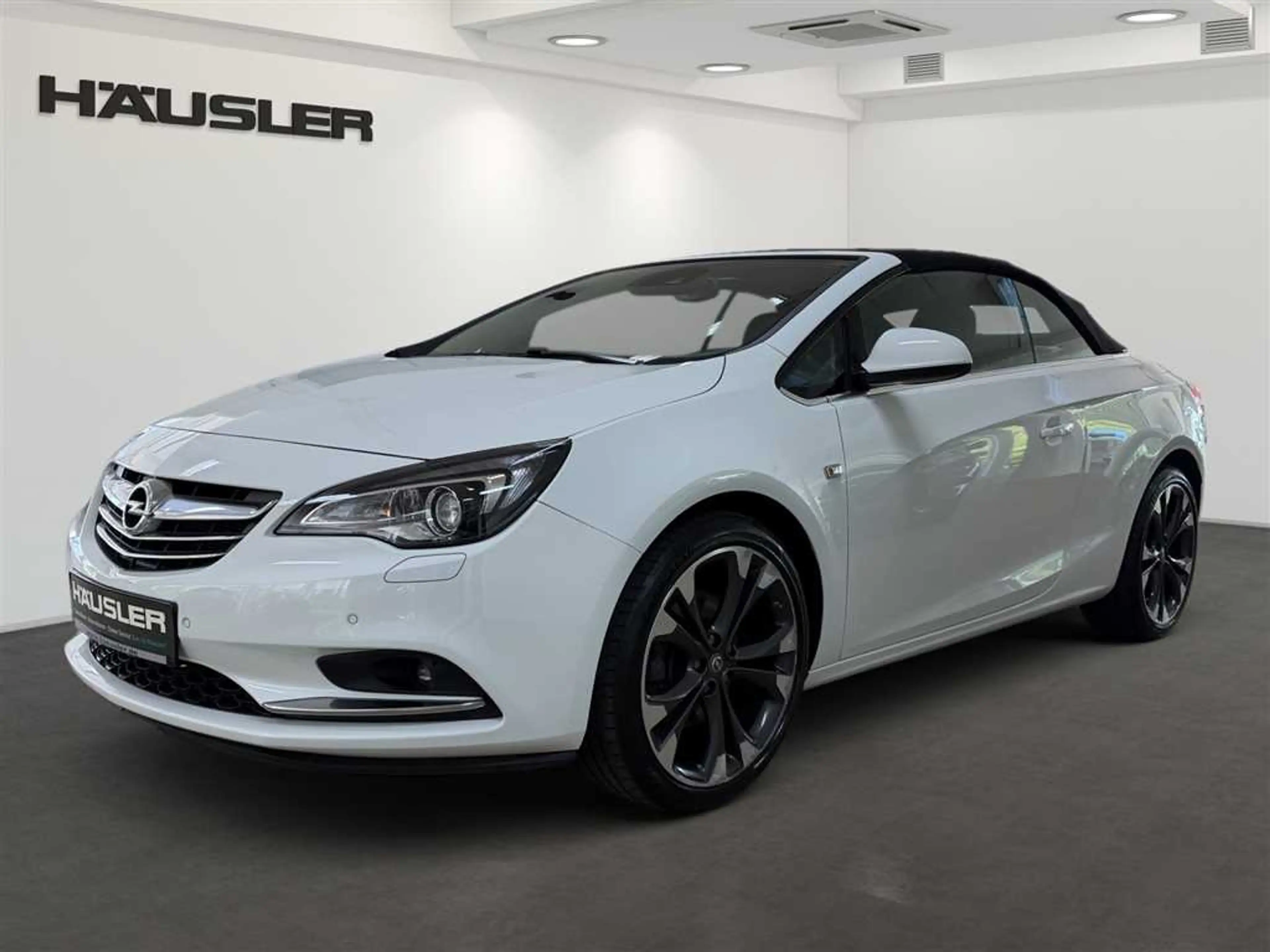 Opel Cascada Ultimate1.6TNavi Kamera PDC SHZ  Leder