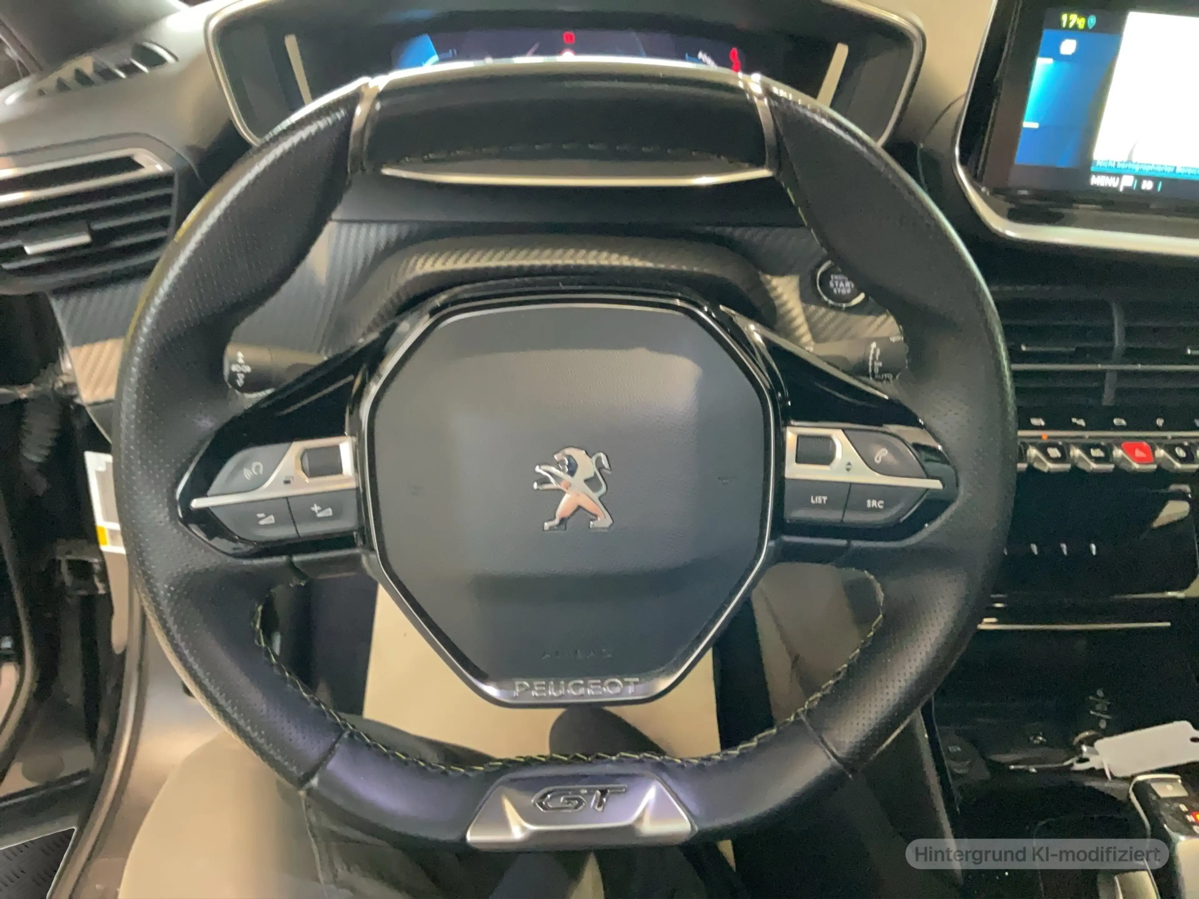 Peugeot e-2008 GT — photo 12