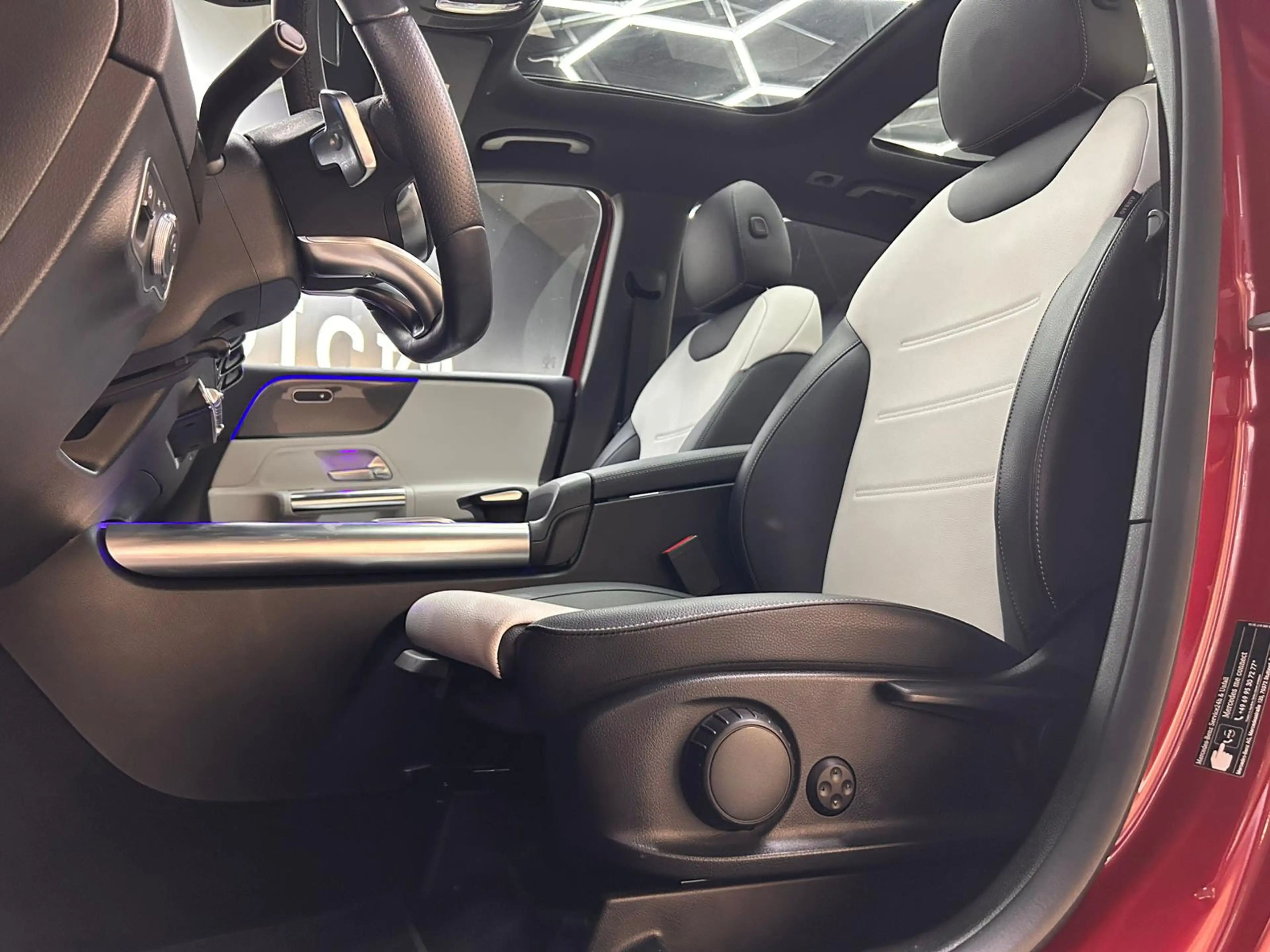 Mercedes-Benz B 220 d 9G 2X AMG Line WIDESC+STDHZ+LED+360+ACC+ — photo 8