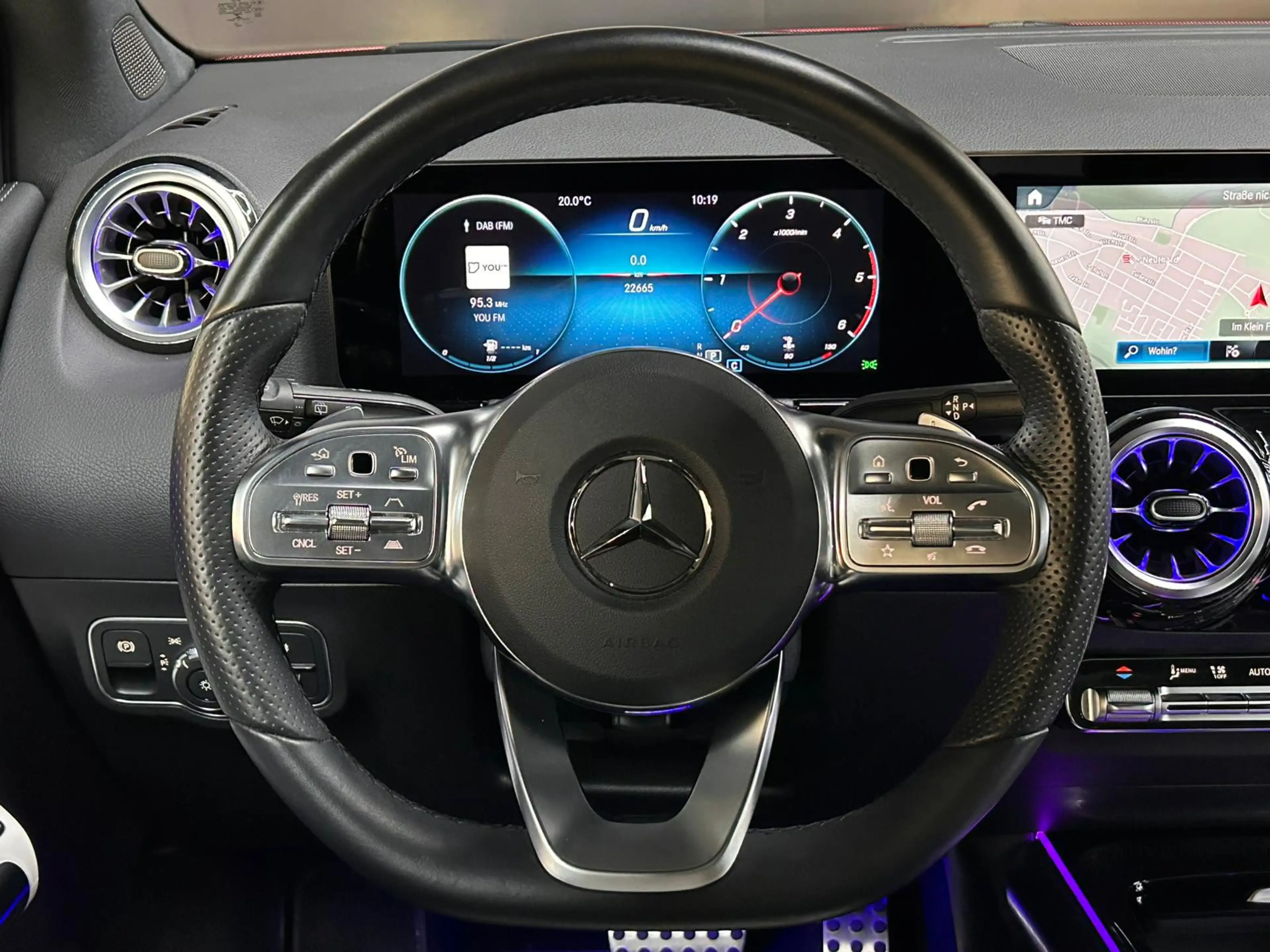 Mercedes-Benz B 220 d 9G 2X AMG Line WIDESC+STDHZ+LED+360+ACC+ — photo 15