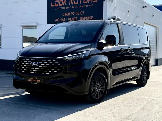 Ford Tourneo Custom TITANIUM 2.0 TdCi 136CV 9 PLACES BOITE AUTO FULL