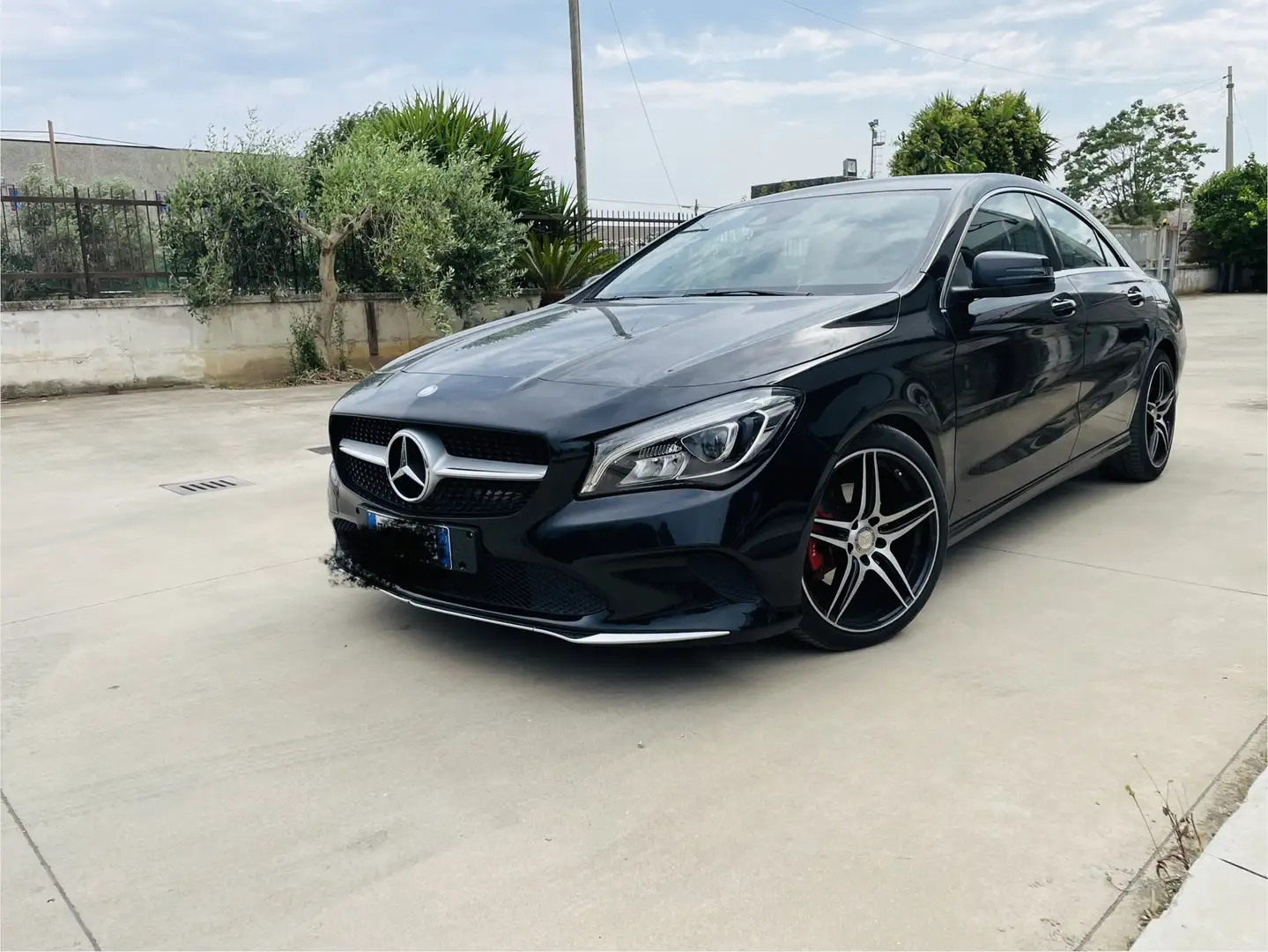 Mercedes-Benz CLA 220 d Sport Activity edition 4matic auto - 2
