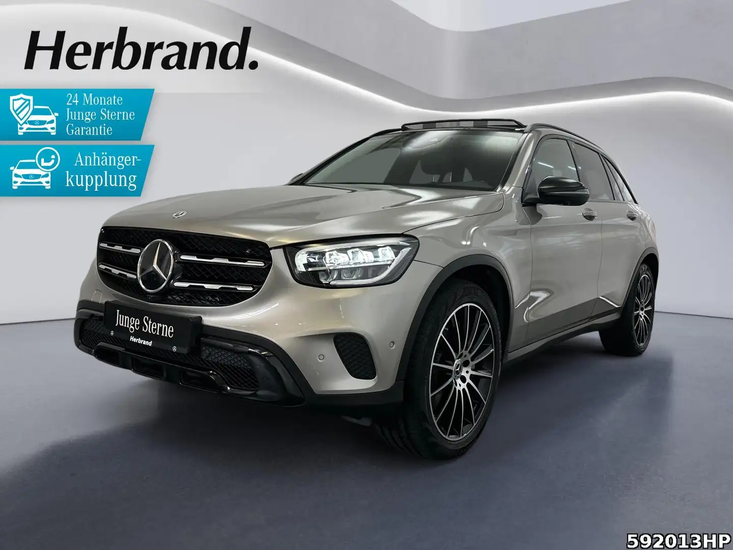 Mercedes-Benz GLC 400 d 4M Night AHK DISTRONIC Pano AIRMATIC Argent - 1