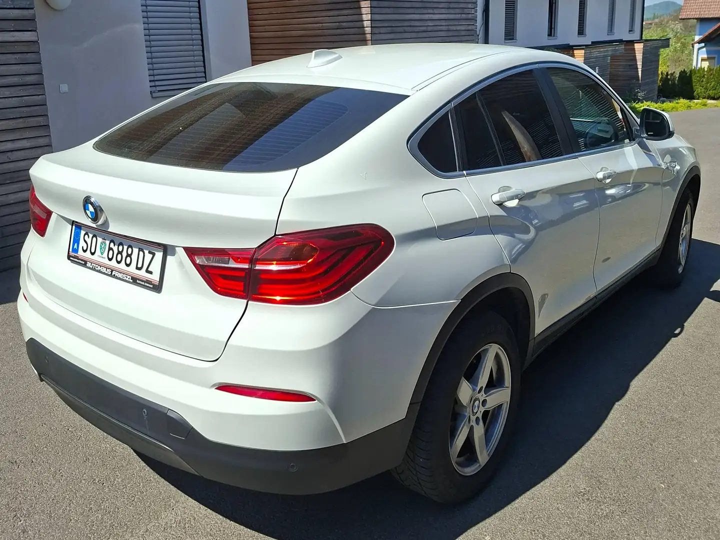 BMW X4 X4 xDrive 20d Aut. Weiß - 2