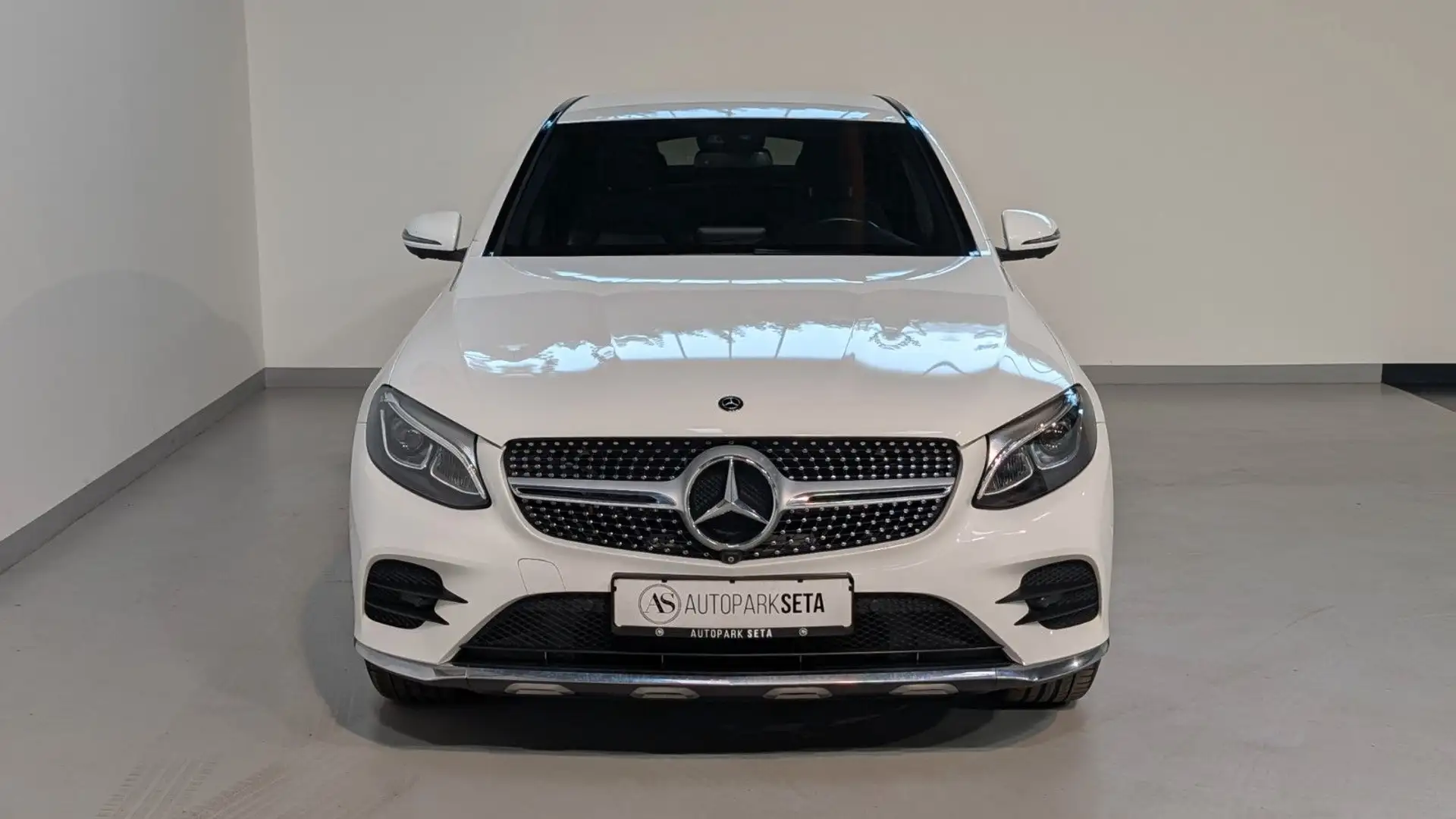 Mercedes-Benz GLC 250 GLC Coupe 250d 4M AMG LED*SIDE*AHK*STD.HZ*360° Wit - 2