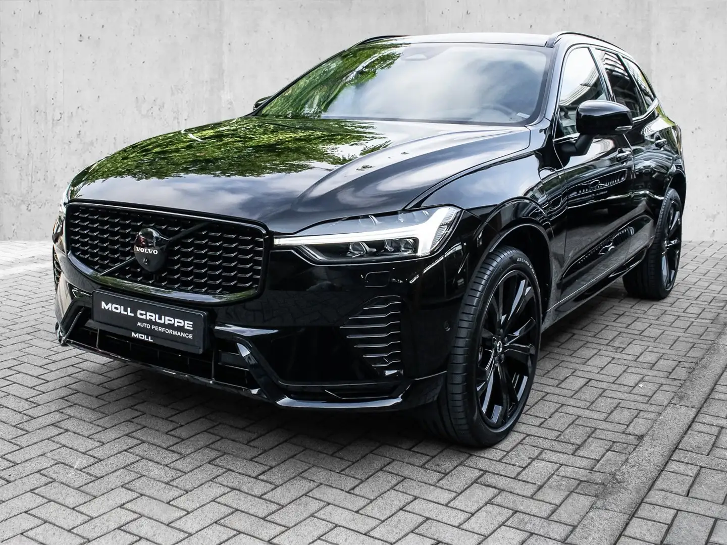 Volvo XC60 Recharge T8 AWD Hybrid Ultra Black Edition Schwarz - 2