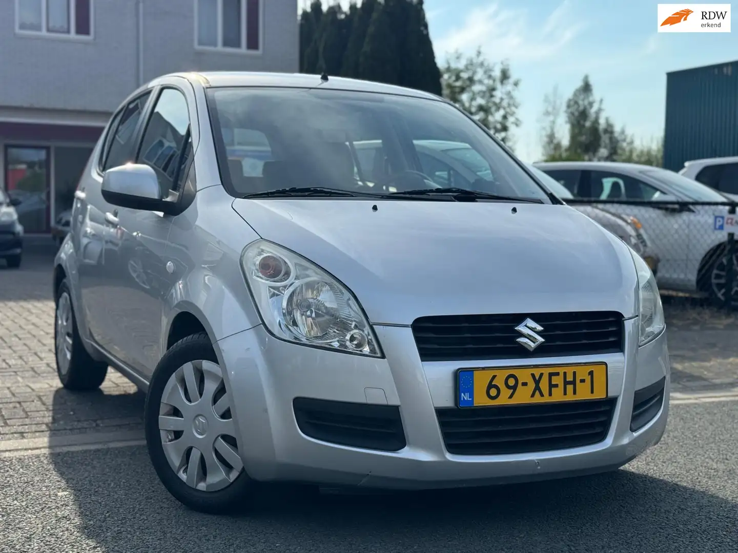 Suzuki Splash 1.0 VVT Comfort/Eerste eigenaar/N KOPPELING/N APK Grijs - 1