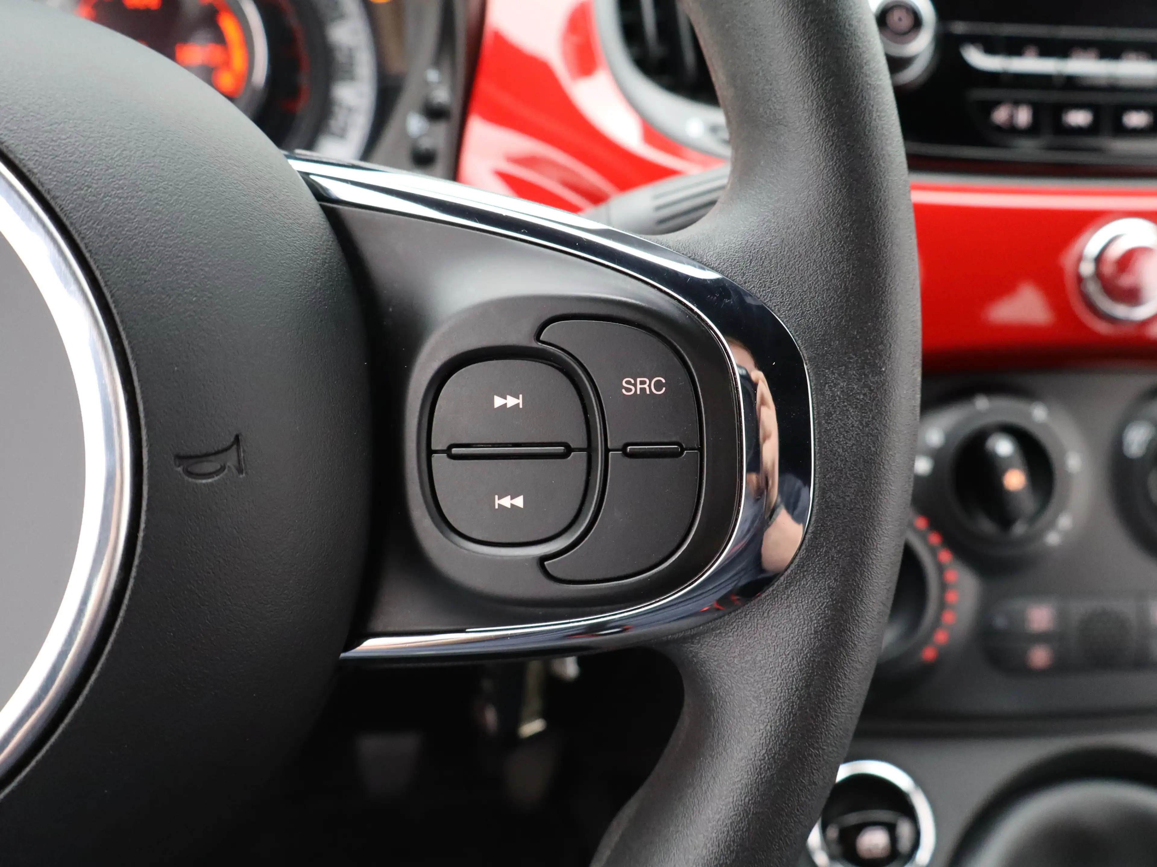Fiat 500 1.0 Hybrid Cult Lage KM-stand | Airco | Bluetooth — photo 20