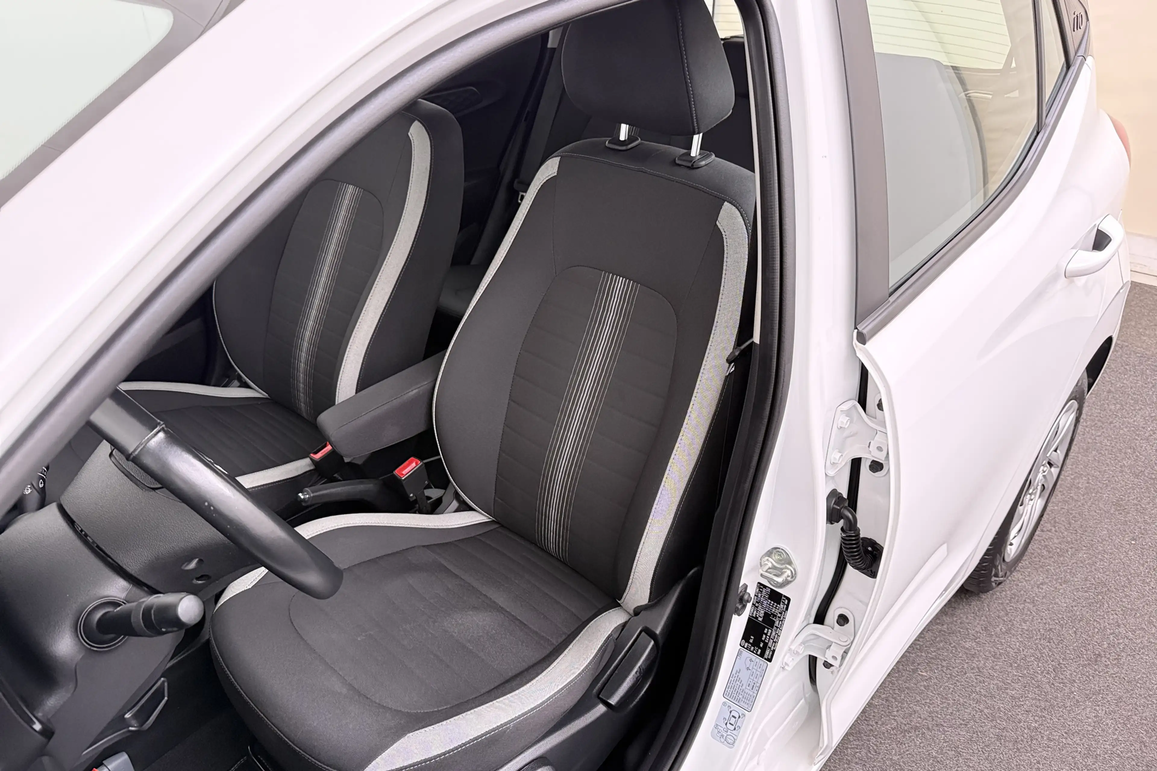 Hyundai i10 1.0 Comfort 5-zits Carplay Cruise Airco — photo 9