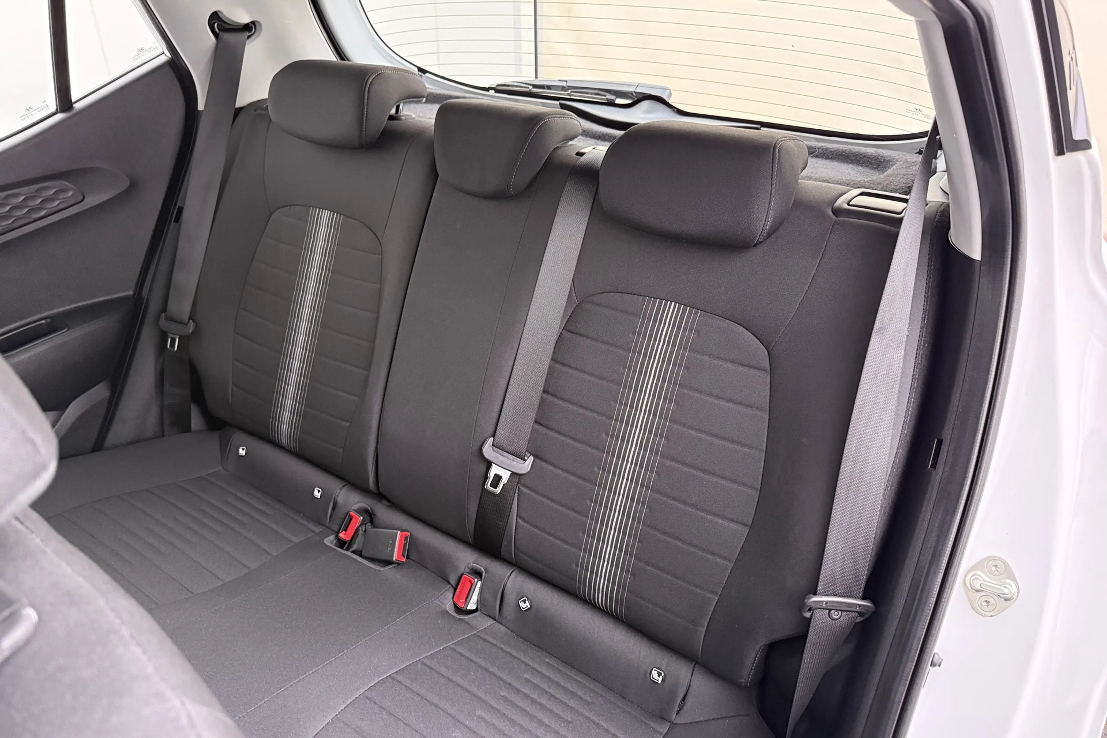 Hyundai i10 1.0 Comfort 5-zits Carplay Cruise Airco — photo 11
