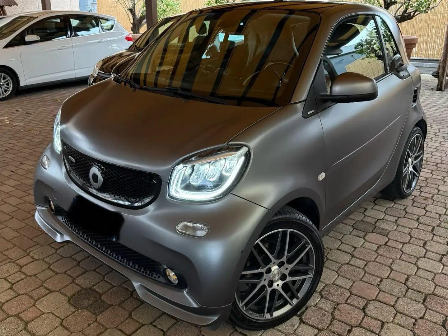 smart forTwo 0.9 t Brabus 109cv PRONTA CONSEGNA Grau - 2