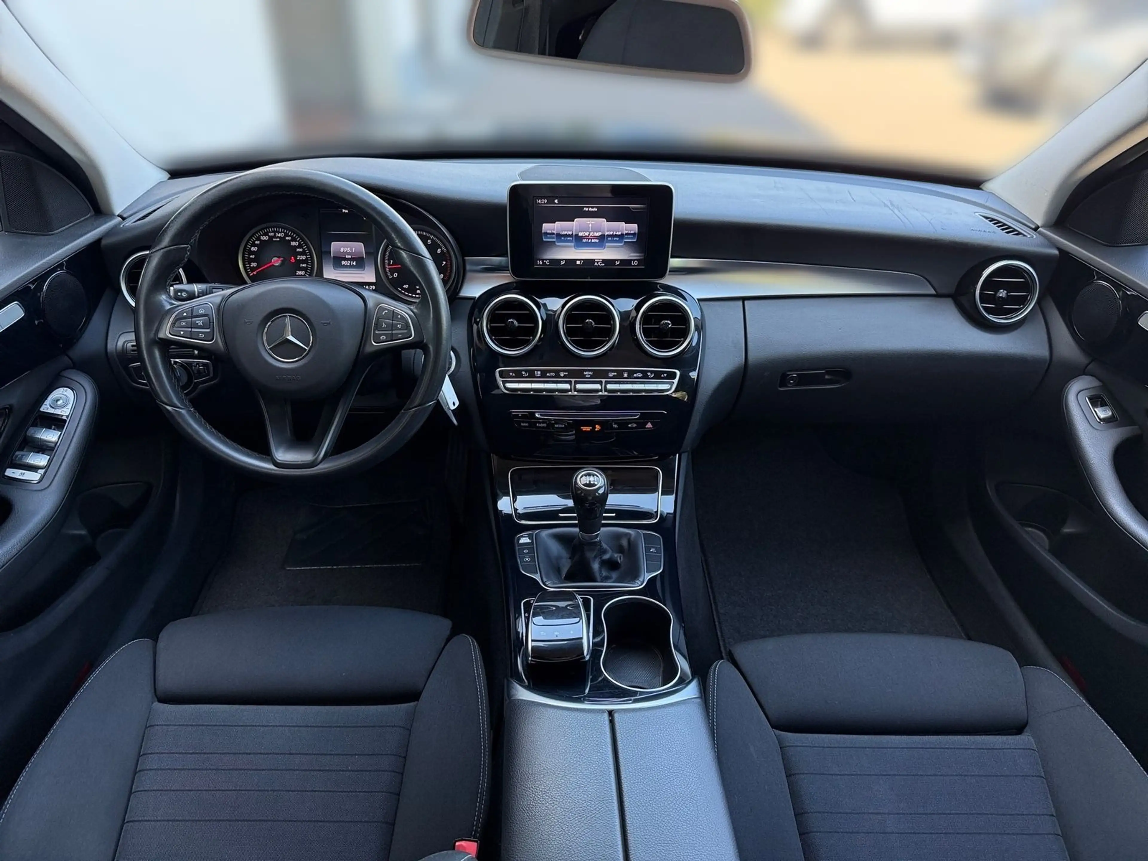 Mercedes-Benz C 180 C180 T-Modell CGI Navi Tempomat Kamera PDC AHK — photo 12