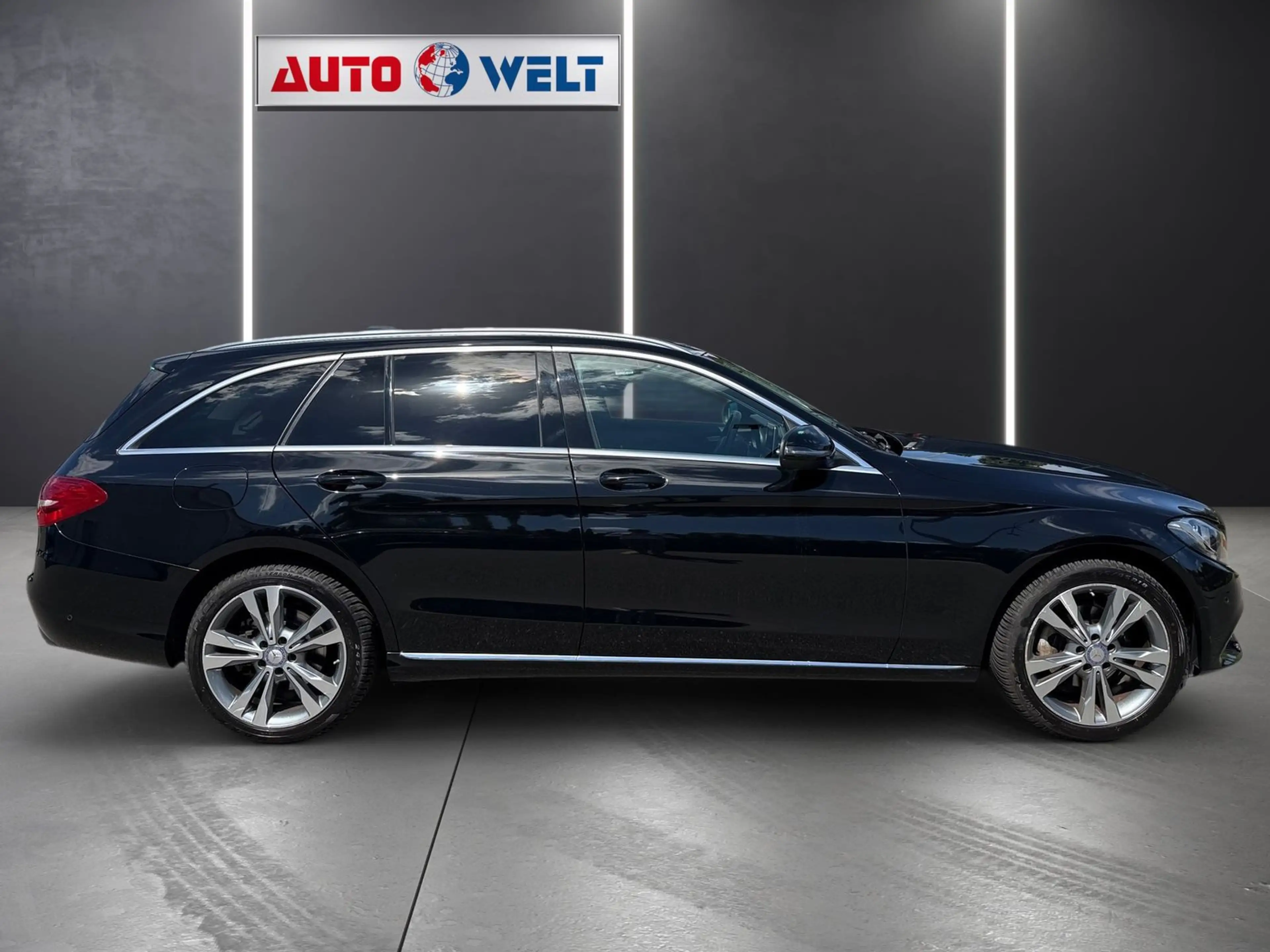 Mercedes-Benz C 180 C180 T-Modell CGI Navi Tempomat Kamera PDC AHK — photo 3