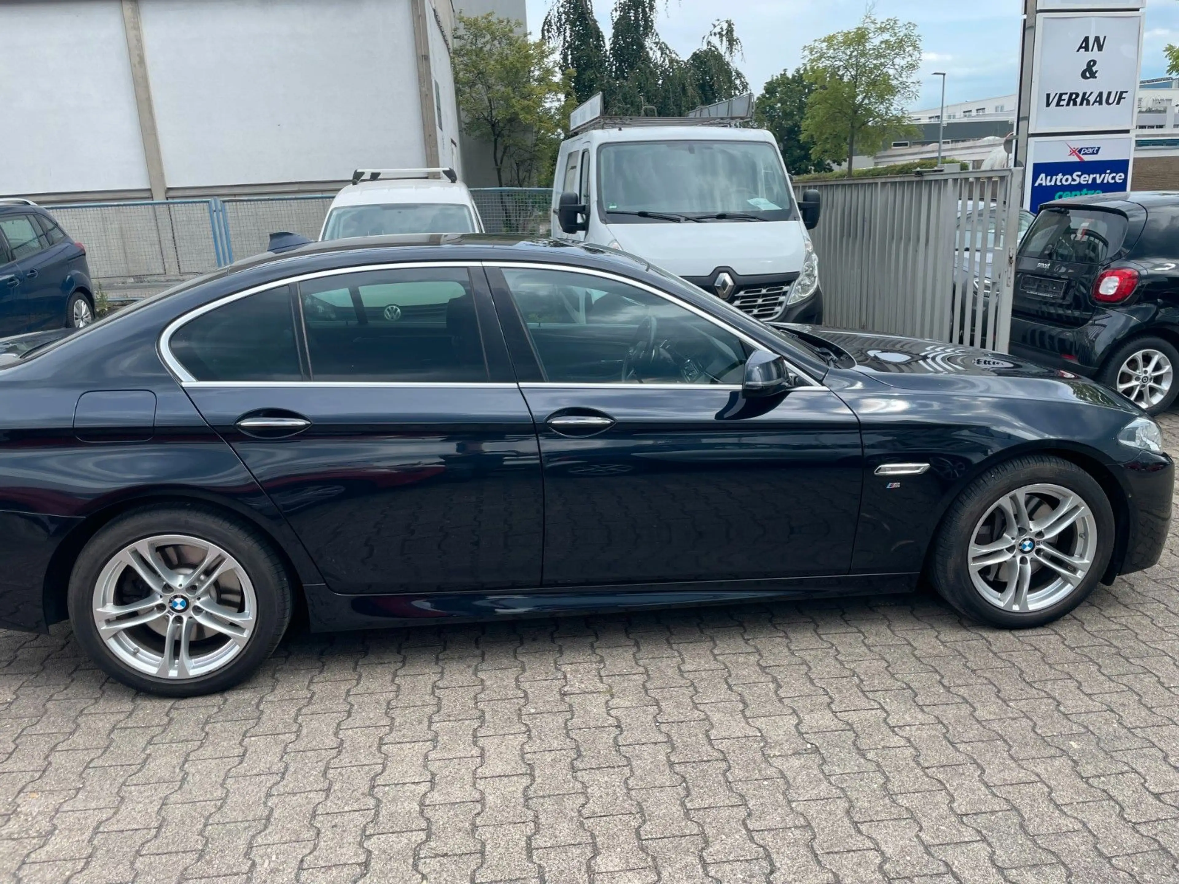 BMW 535 d Baureihe 5 Lim.*M-Paket*KAMERA*LEDER* — photo 4