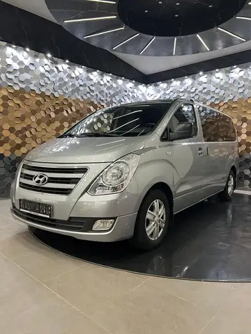 Hyundai H-1 Travel /8-Sitzer/2x Schiebedach/