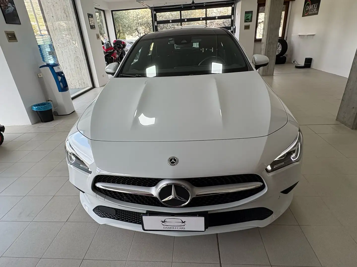 Mercedes-Benz CLA 180 Shooting Brake Automatic Bianco - 2