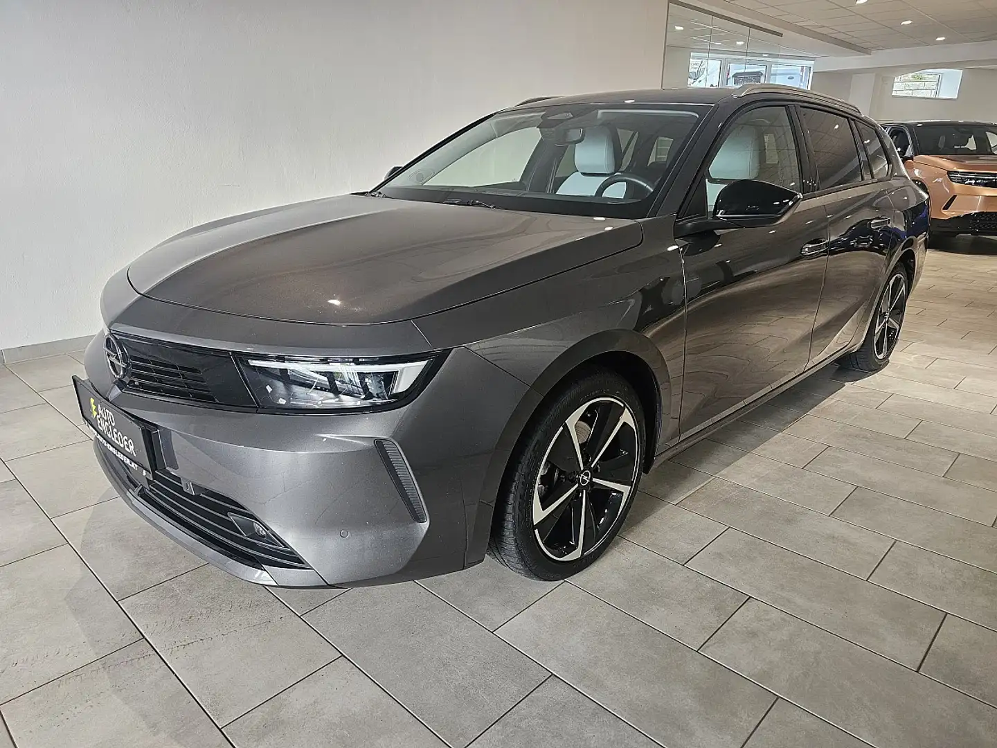 Opel Astra ST 1,5 CDTI Elegance Aut. Gris - 2