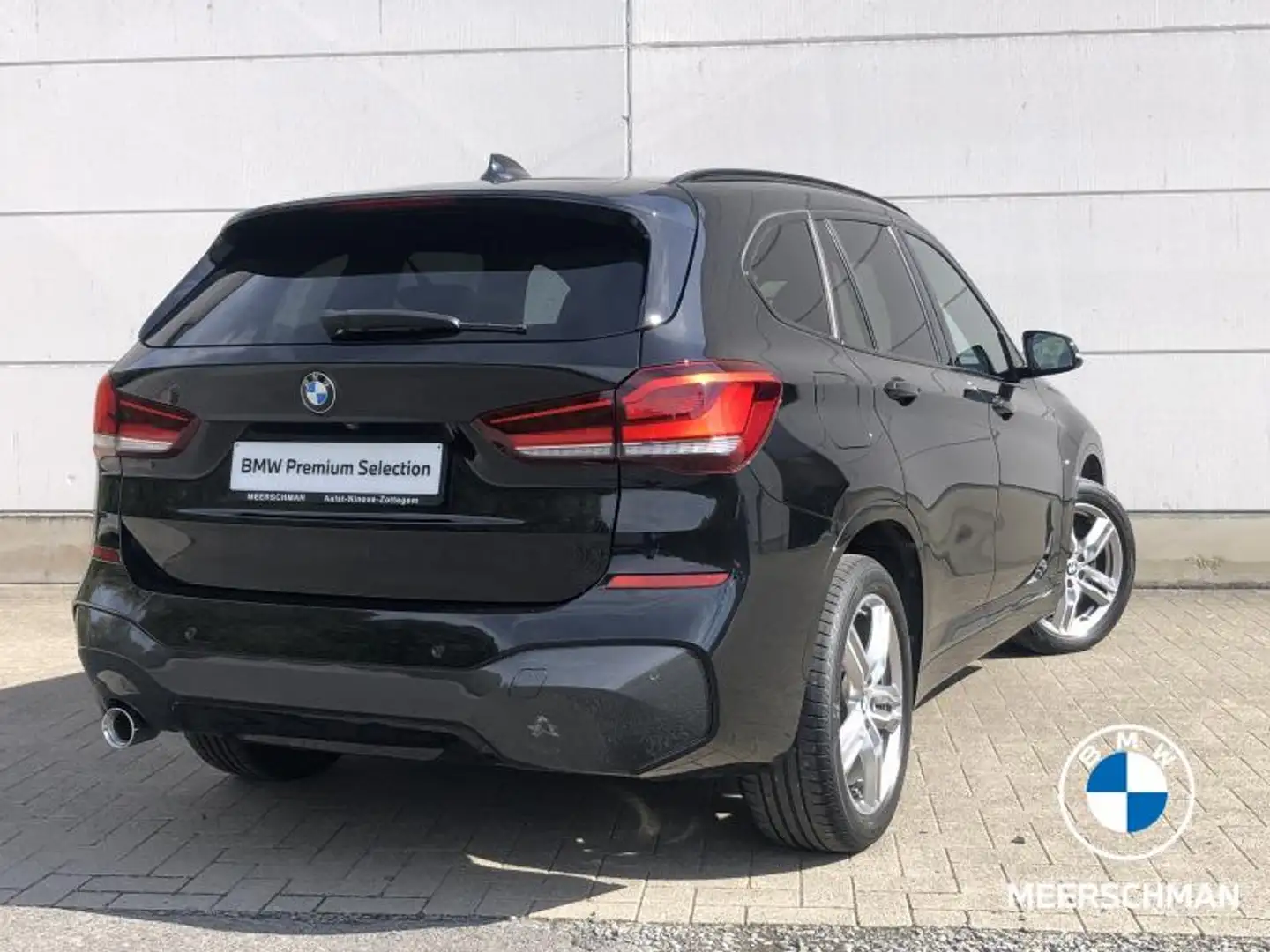 BMW X1 Msportpack dab gps pdc cam Zwart - 2