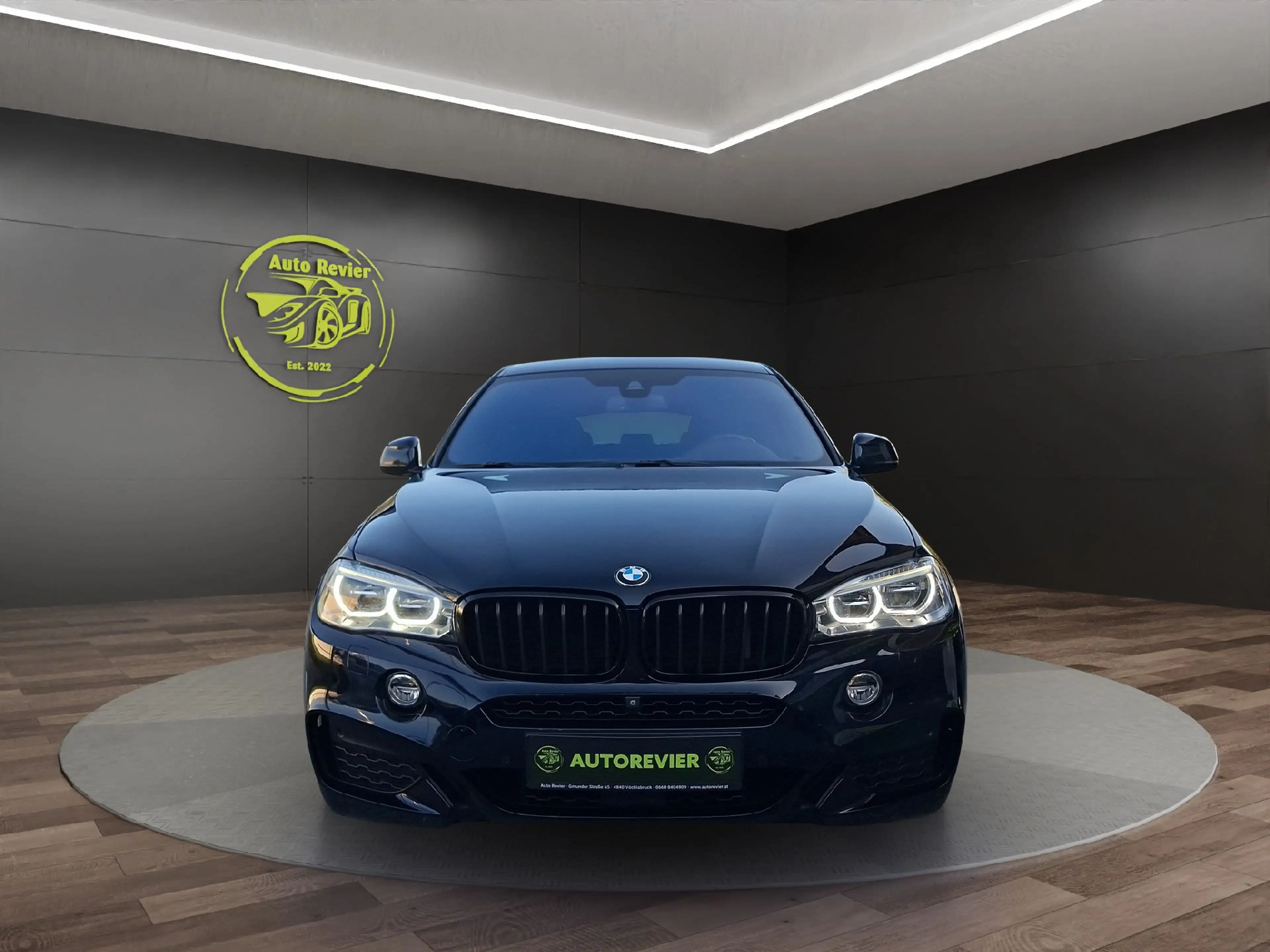 BMW X6 xDrive40d — photo 9
