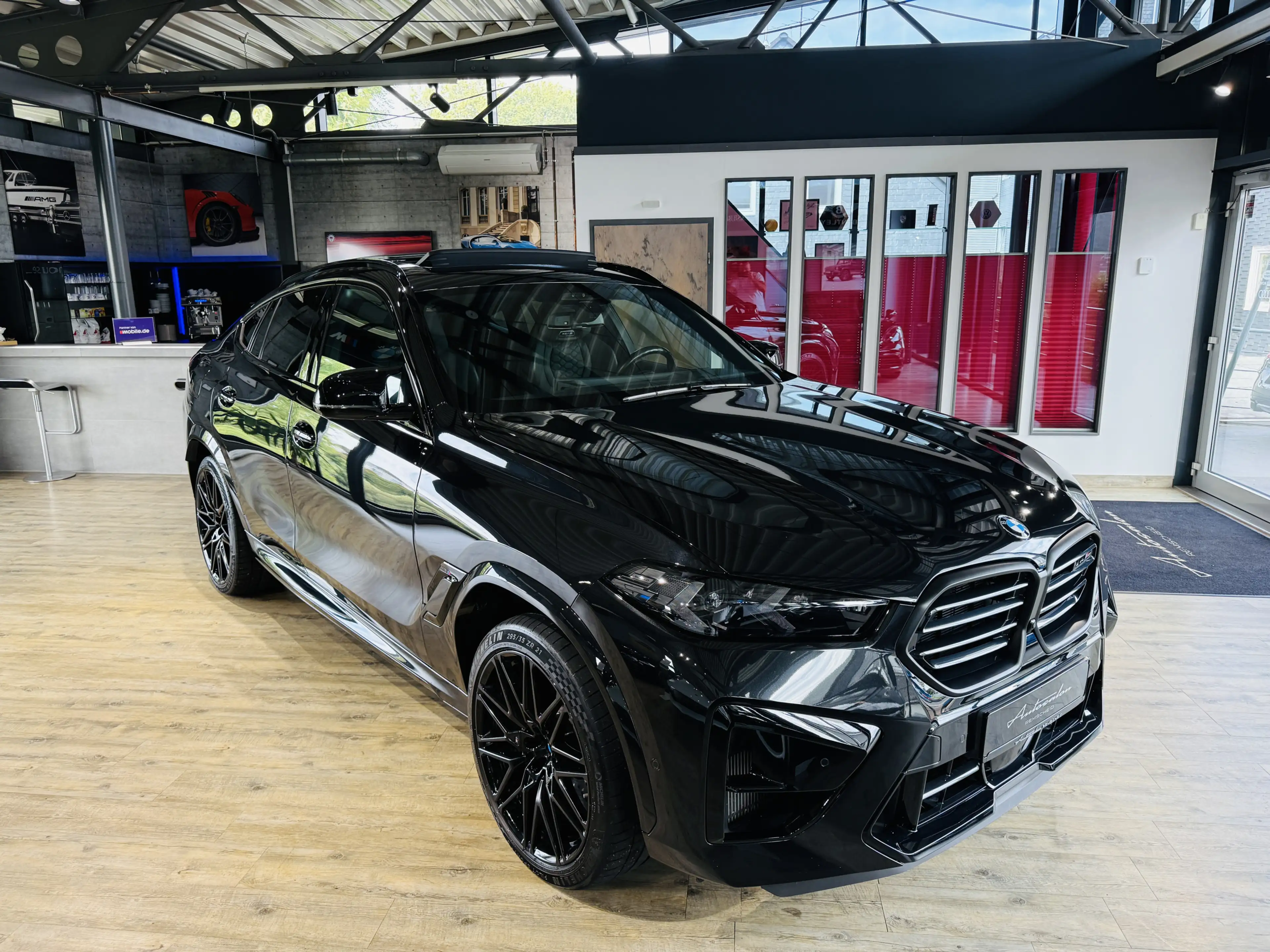 BMW X6 M Competition*360°*PANO*AHK*HUD*HARMAN KARDON — photo 11