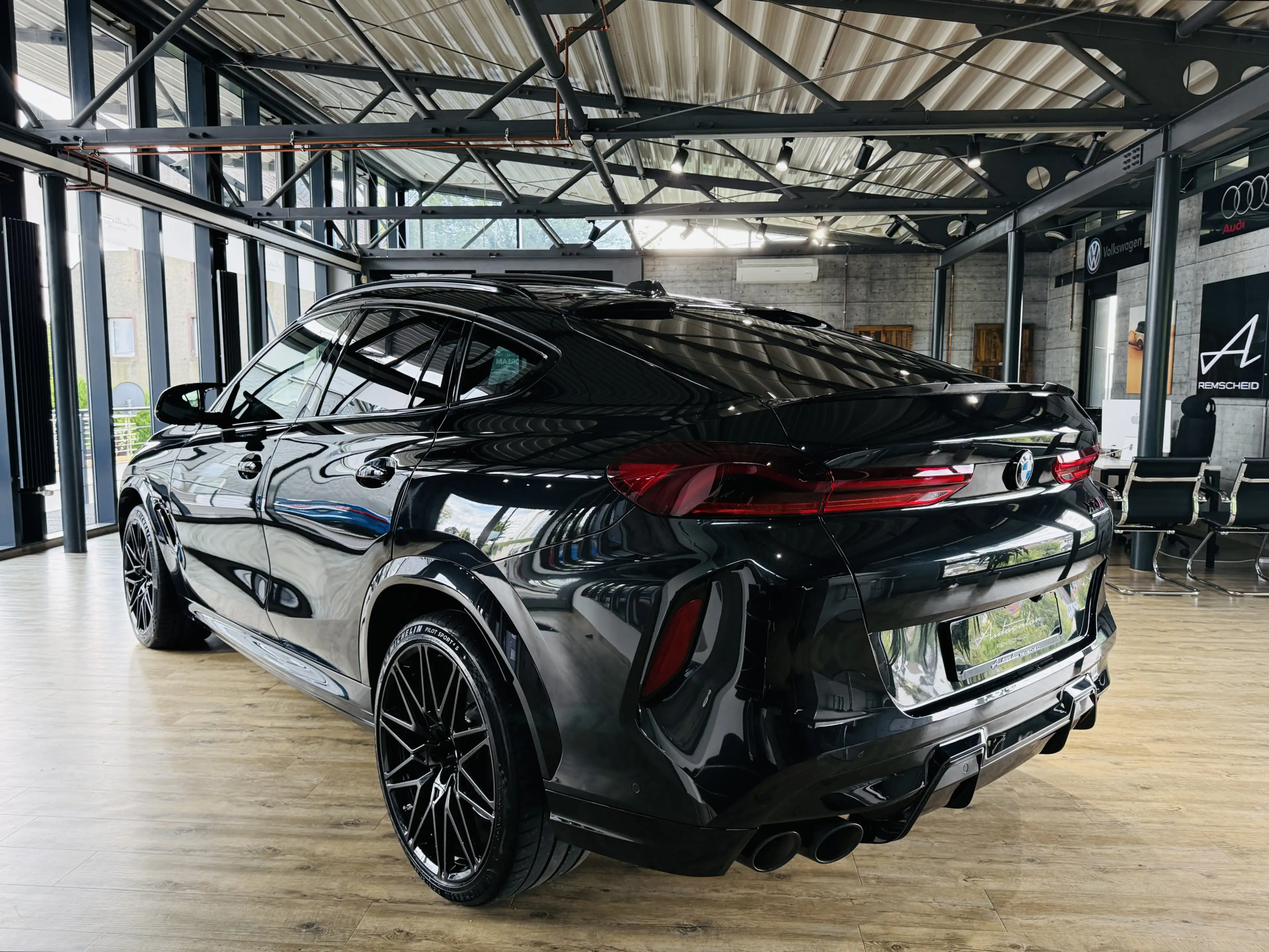 BMW X6 M Competition*360°*PANO*AHK*HUD*HARMAN KARDON — photo 5
